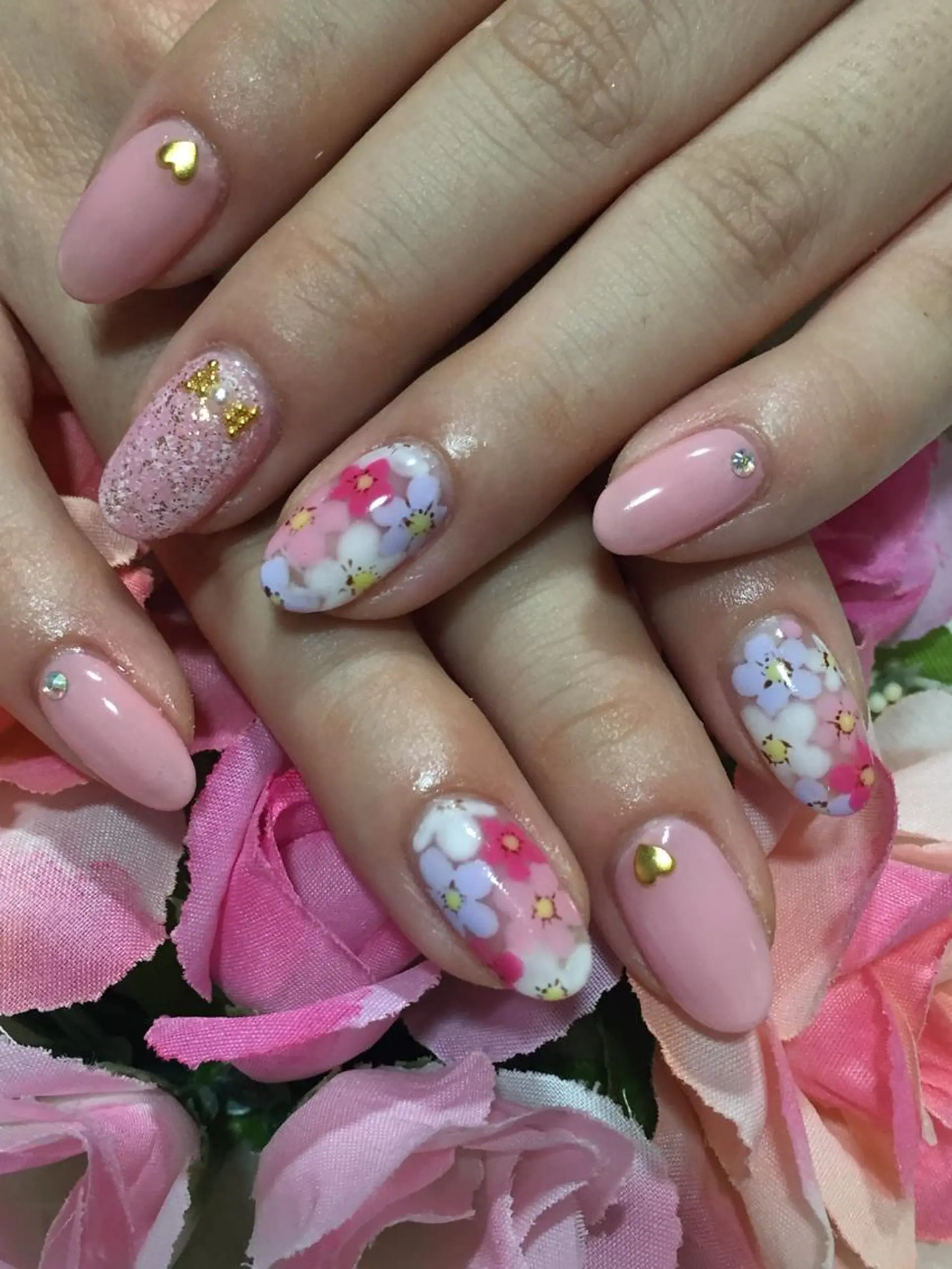 ネイル Sympa 𝓜iwako🐰ᩚのネイルデザイン