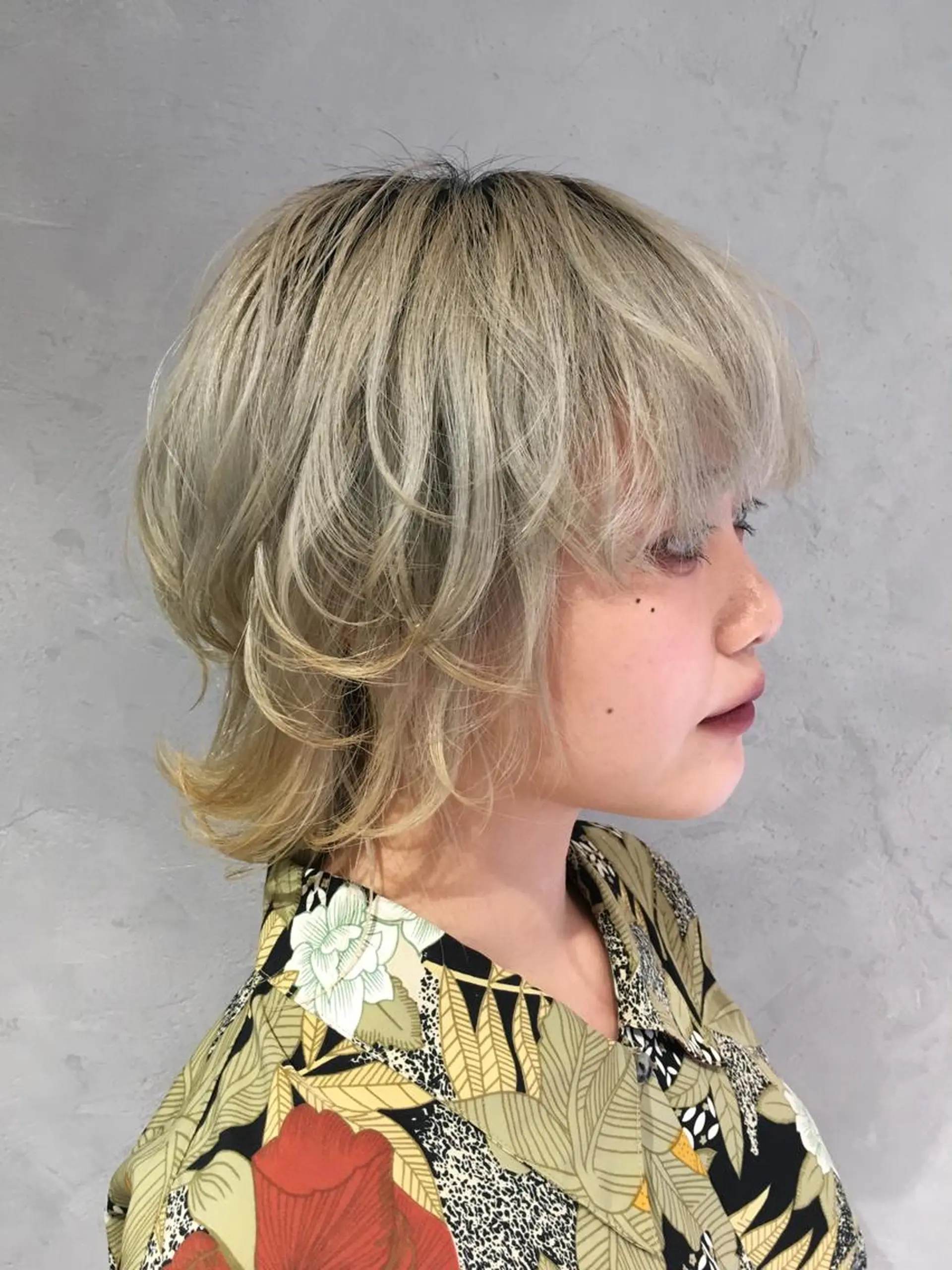 ミディアム ウルフカット BOOMBOX所属・パーソナルカラー診断 ホワイトカラー美座尊のその他イメージ