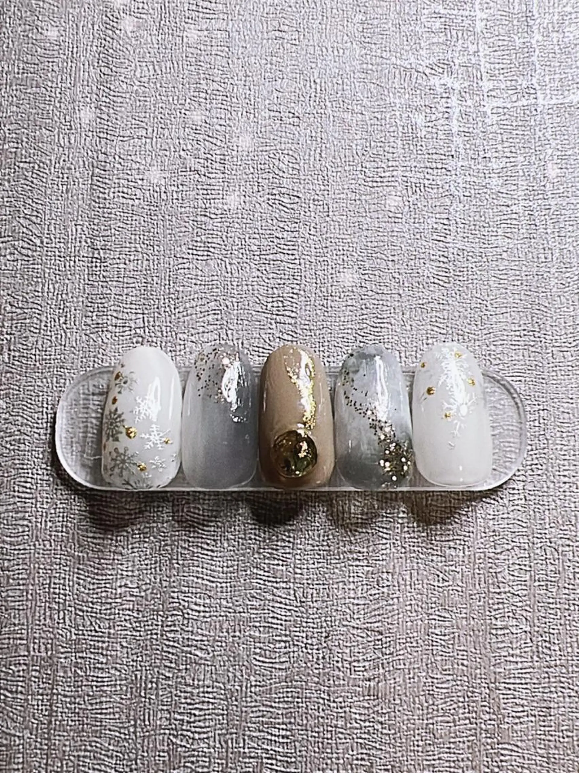 カラー ネイル ecru エクリュのネイルデザイン