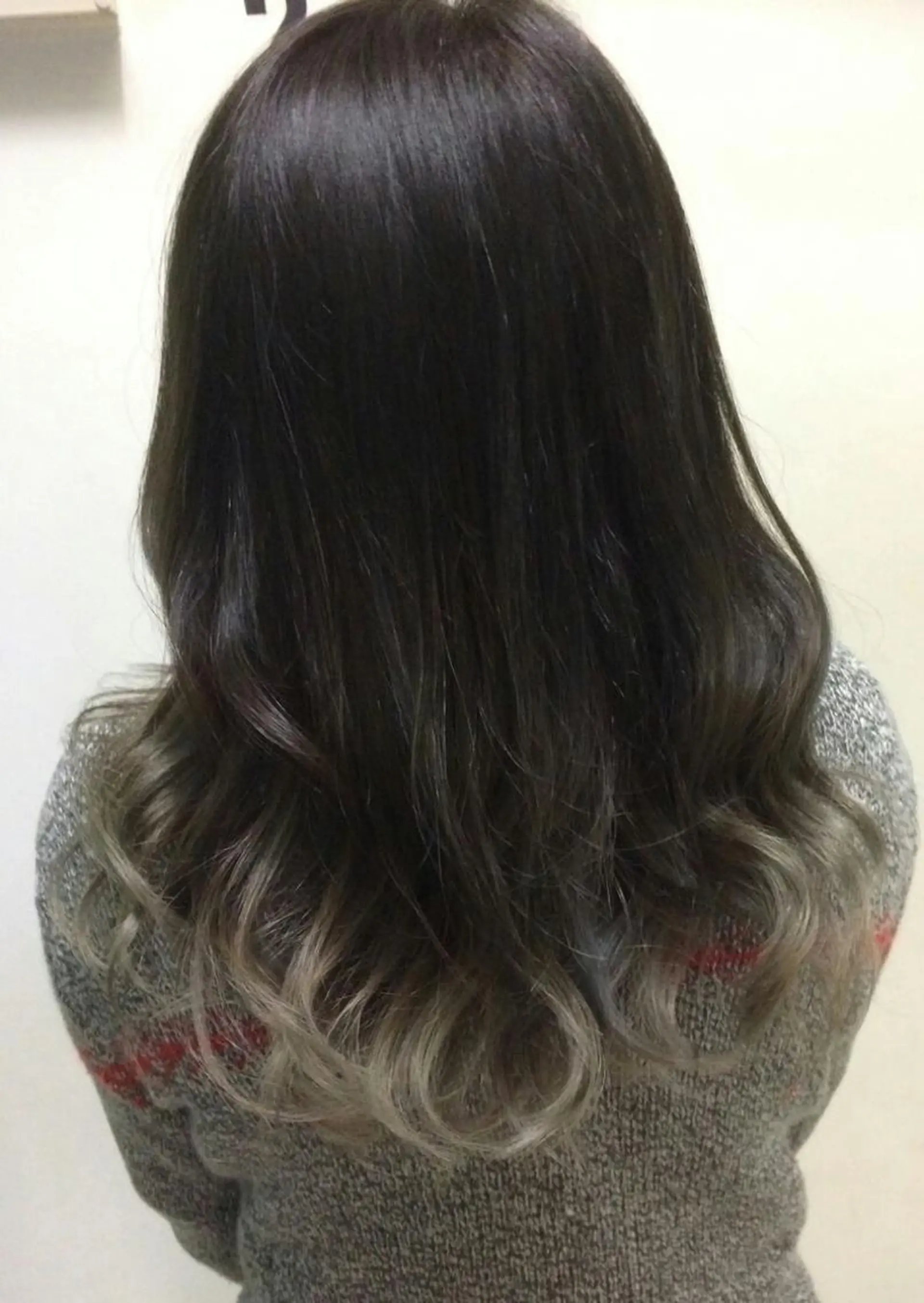 セミロング ロング カラー グラデーションカラー 100%髪質改善特化 TRUNSのヘアスタイル