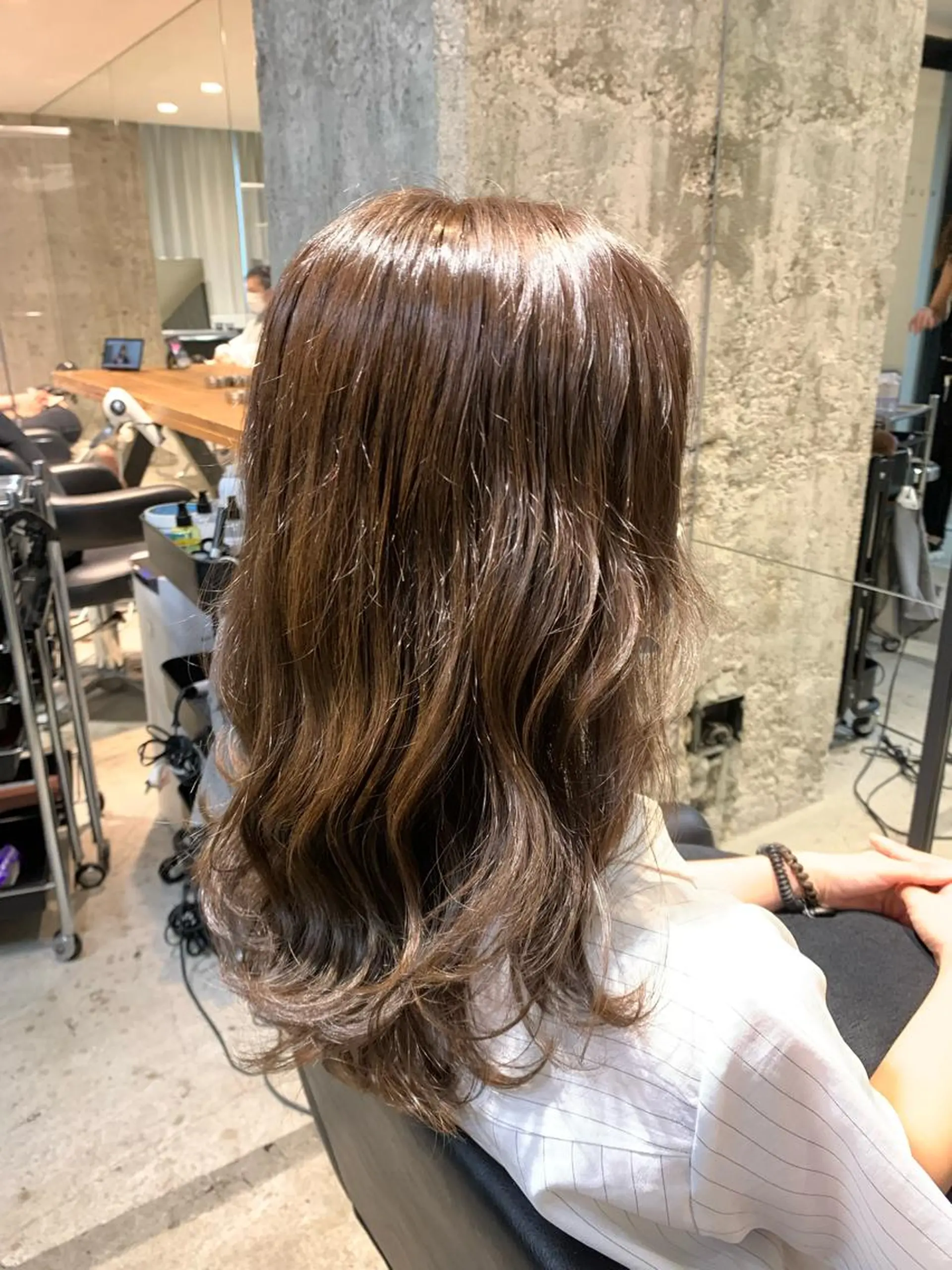 セミロング カラー 🌈艶髪/髪質改善 新宿itouのヘアスタイル