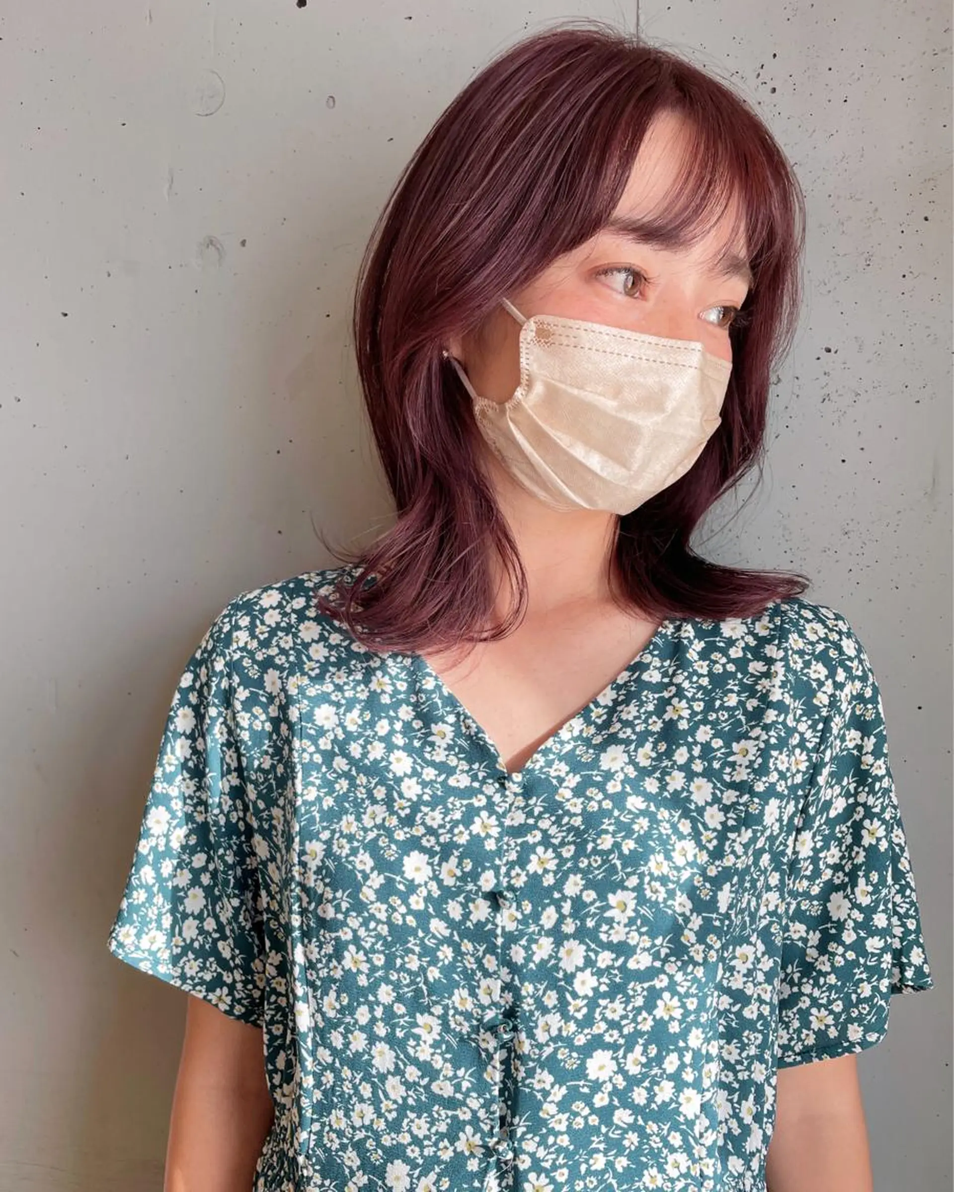 セミロング カラー 東 みのりのヘアスタイル