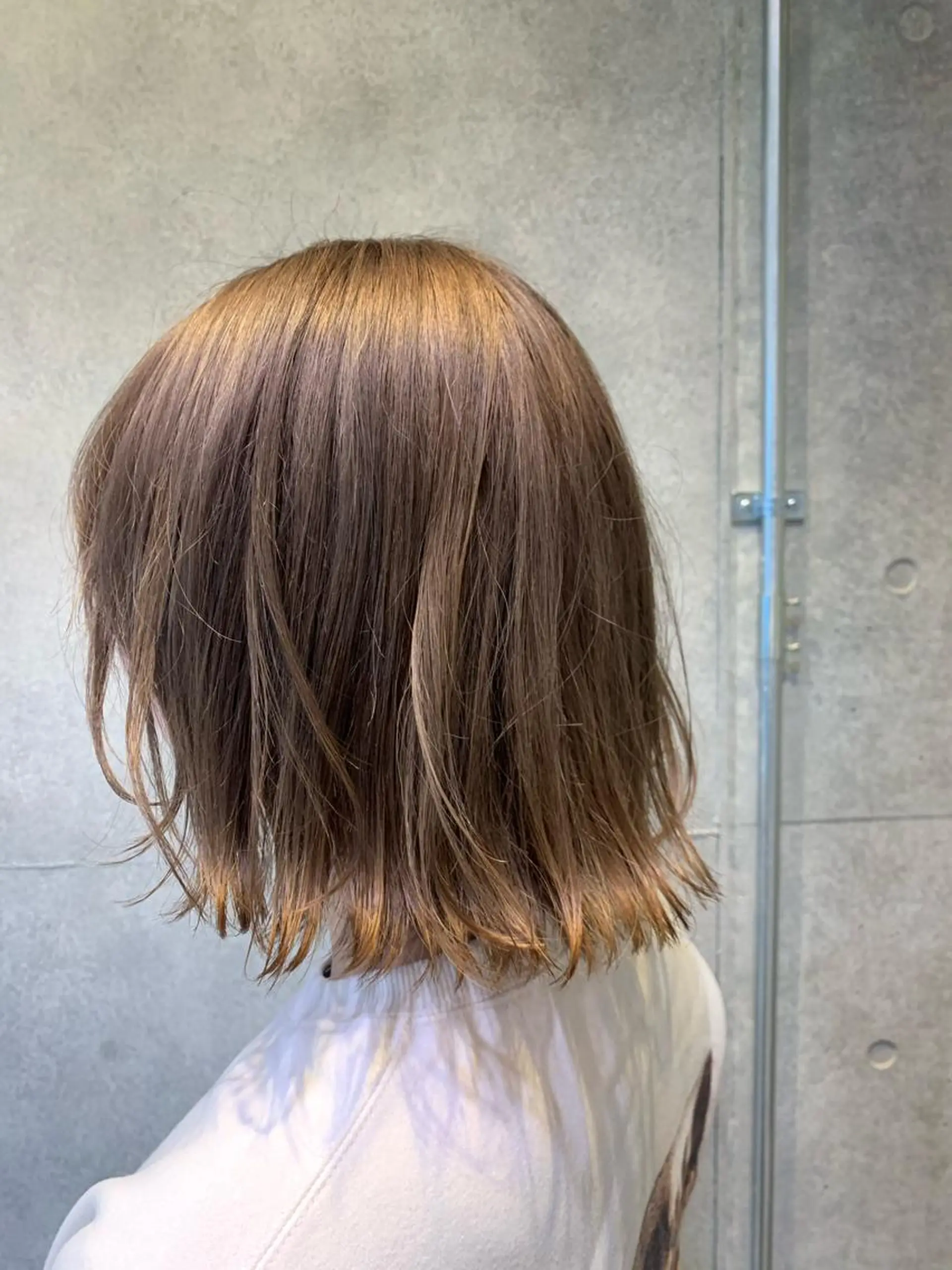 ミディアム ボブ カット ヘアカラー トリートメント オシャレ髪✔️ 店長オオキアキヒロのヘアスタイル