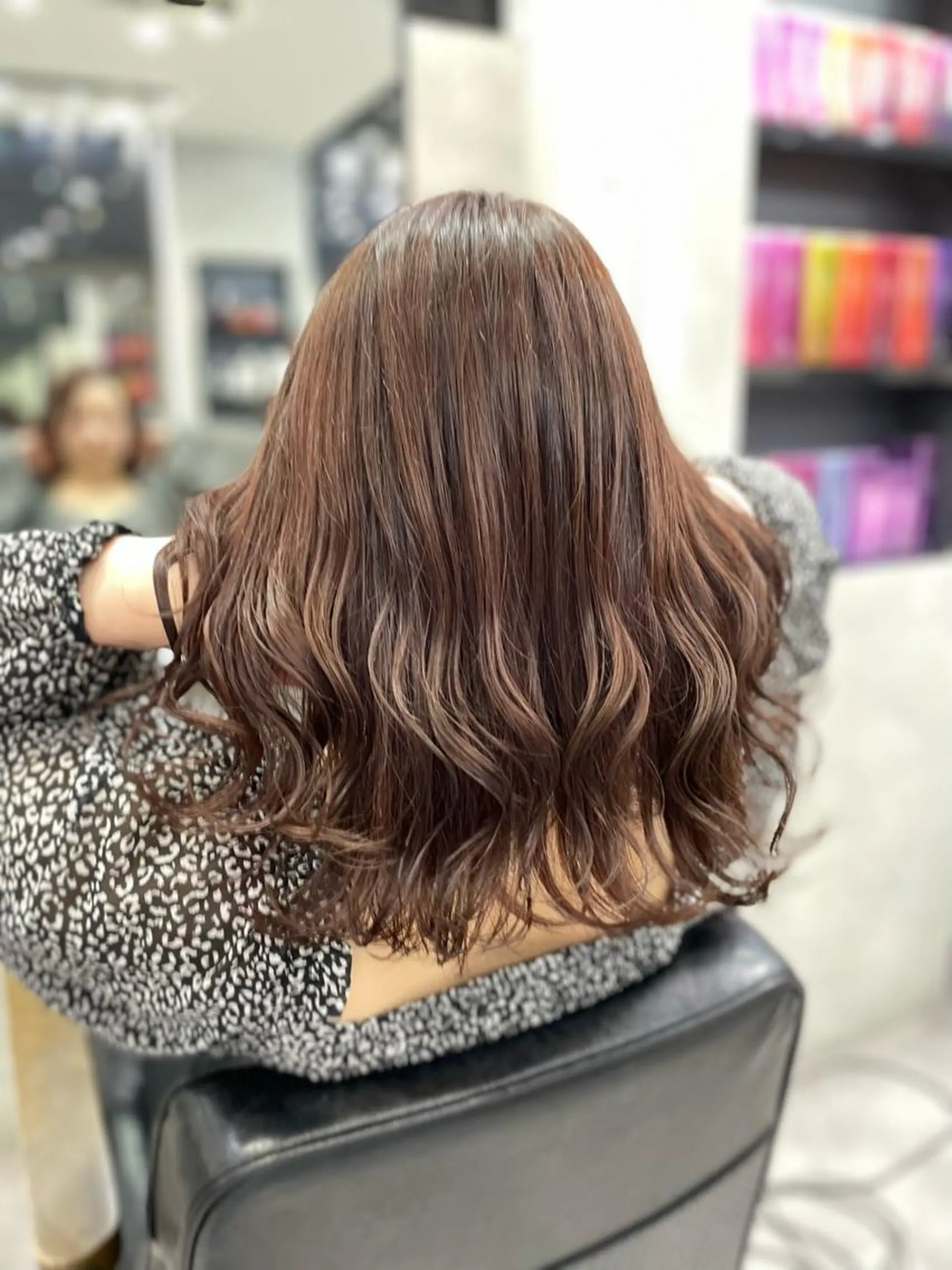 ロング レイヤーカット ロング トリートメント 👑最高級エクステ 👑新宿/タイセイのヘアスタイル