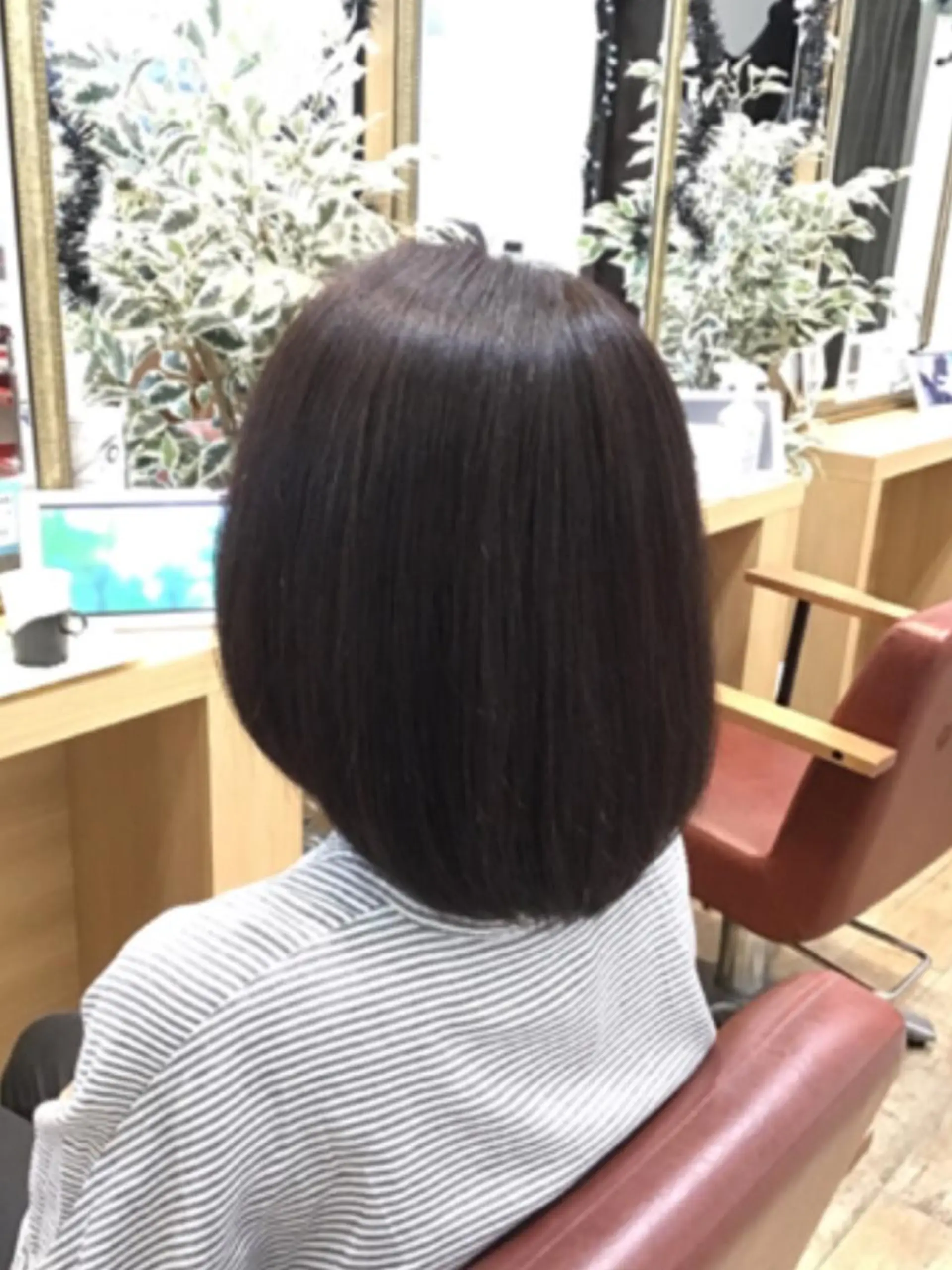 ミディアム ボブ 小顔カット カット ヘアカラー 工藤 麻知子のヘアスタイル