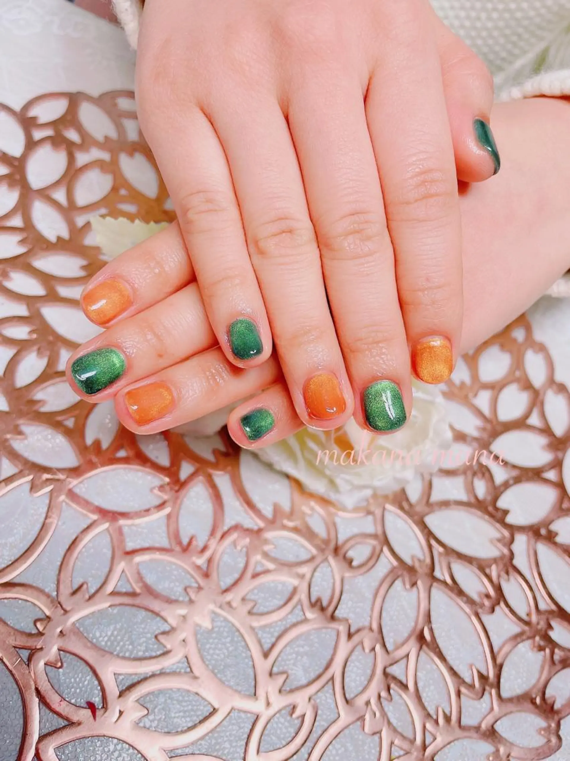 ネイル オーロラネイル マグネットネイル ハンドネイル Makana Manaのネイルデザイン