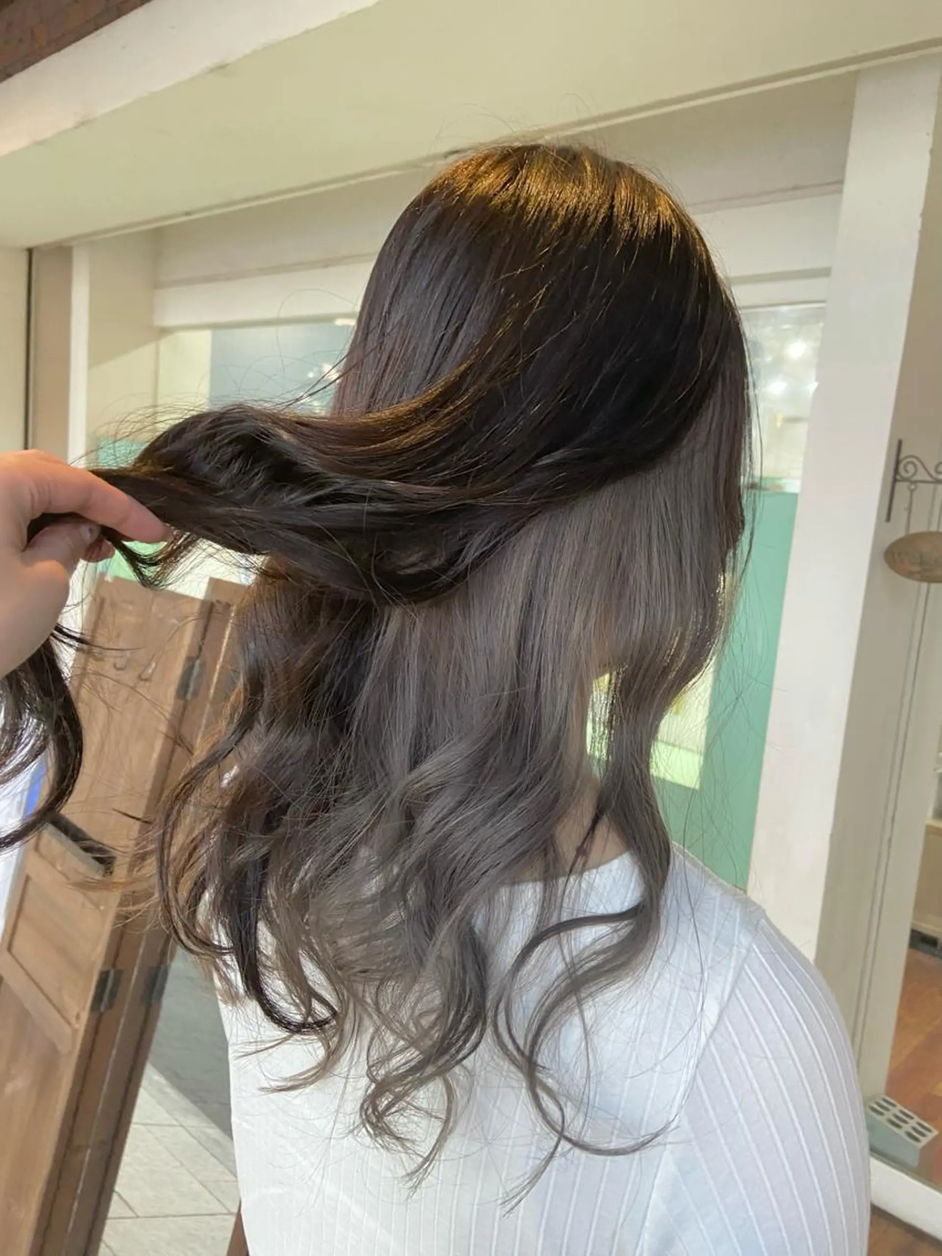 ロング カラー インナーカラー 髪質改善/透明感 カラー/西川奈穂のヘアスタイル