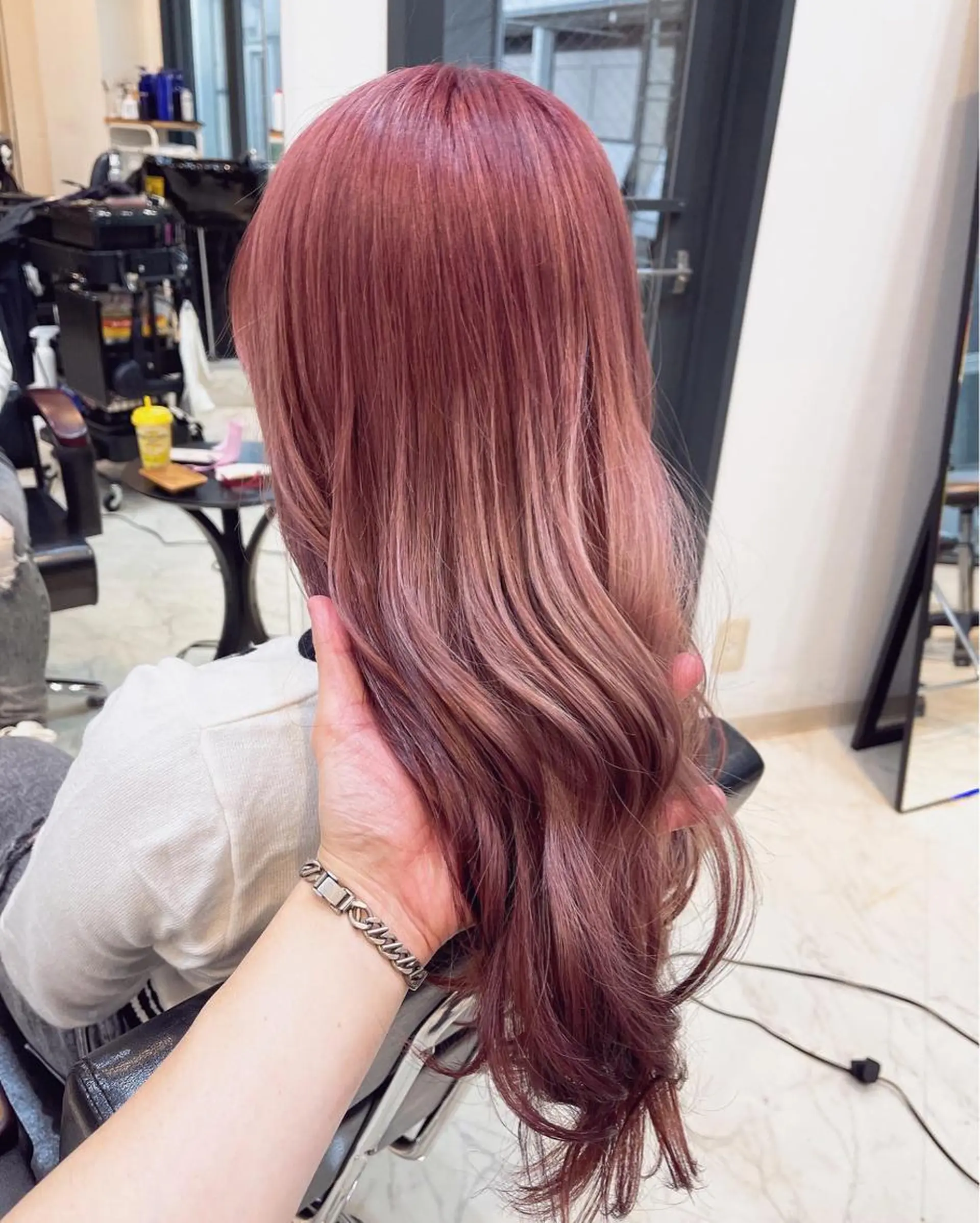ロング カラー ハイトーンカラー ピンクカラー ヘアカラー トリートメント ☆毎月先着15名まで ☆シバタユートのヘアスタイル