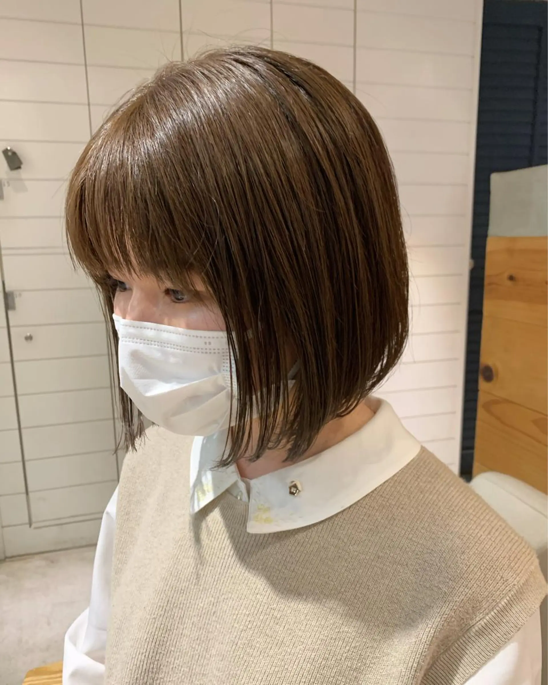 ショート カラー ベージュカラー オリーブベージュ ボブ iLi 《イリ》のヘアスタイル