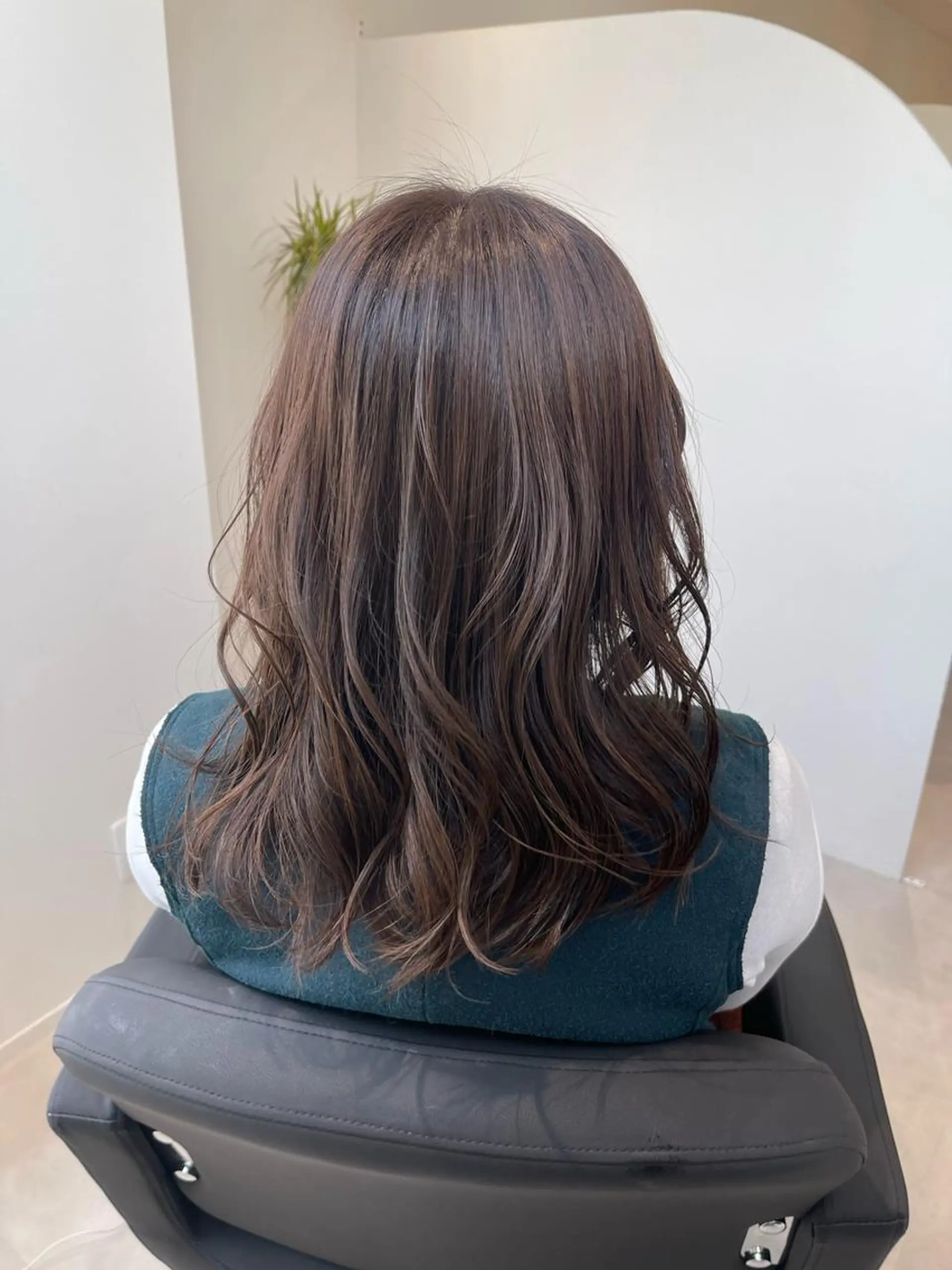 セミロング カラー 💗miyu🫧 ナチュラル可愛い💓のヘアスタイル