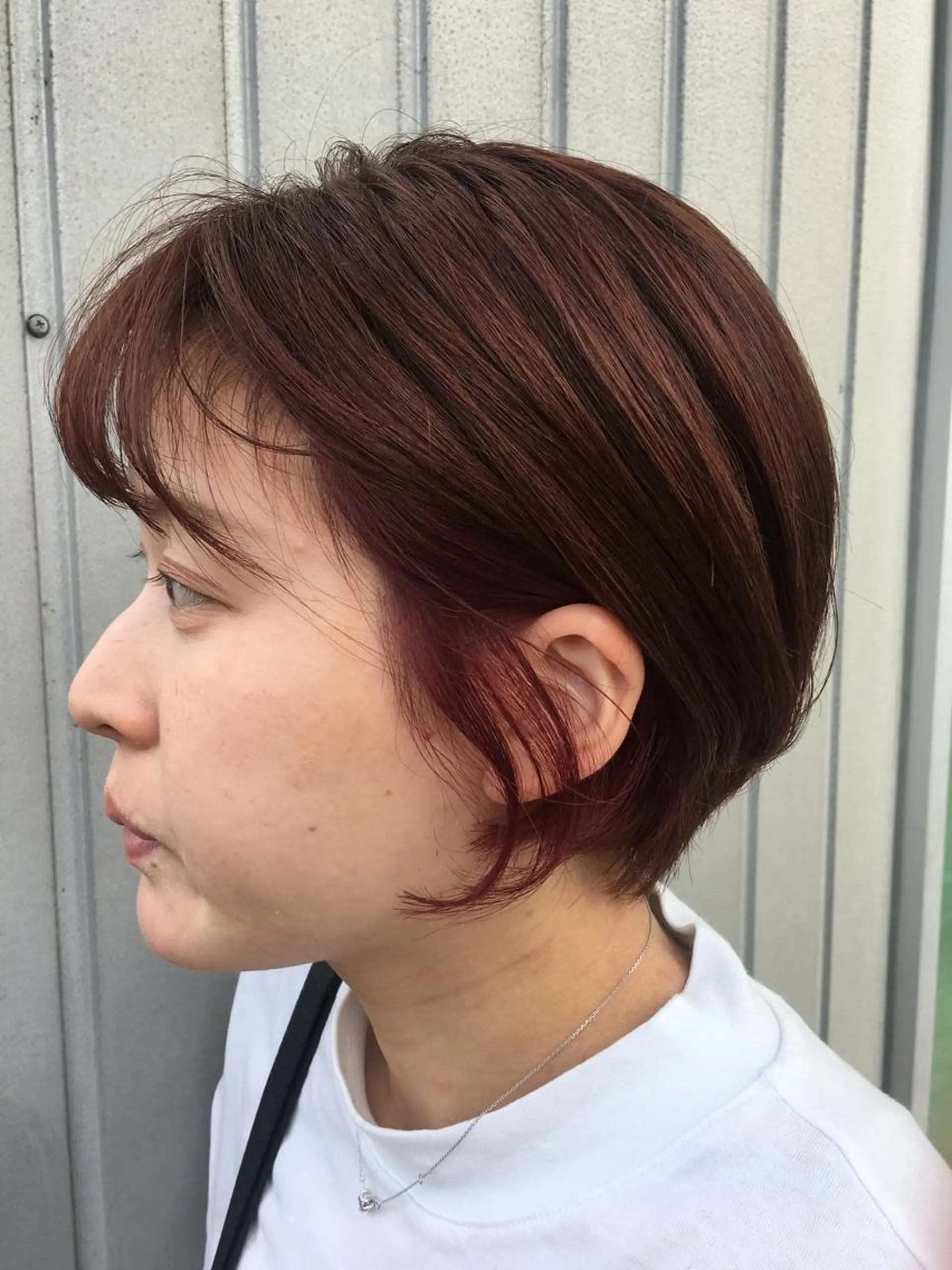 ショート カラー インナーカラー レッドカラー ヘアカラー 斎藤 舞香のマツエク・マツパデザイン