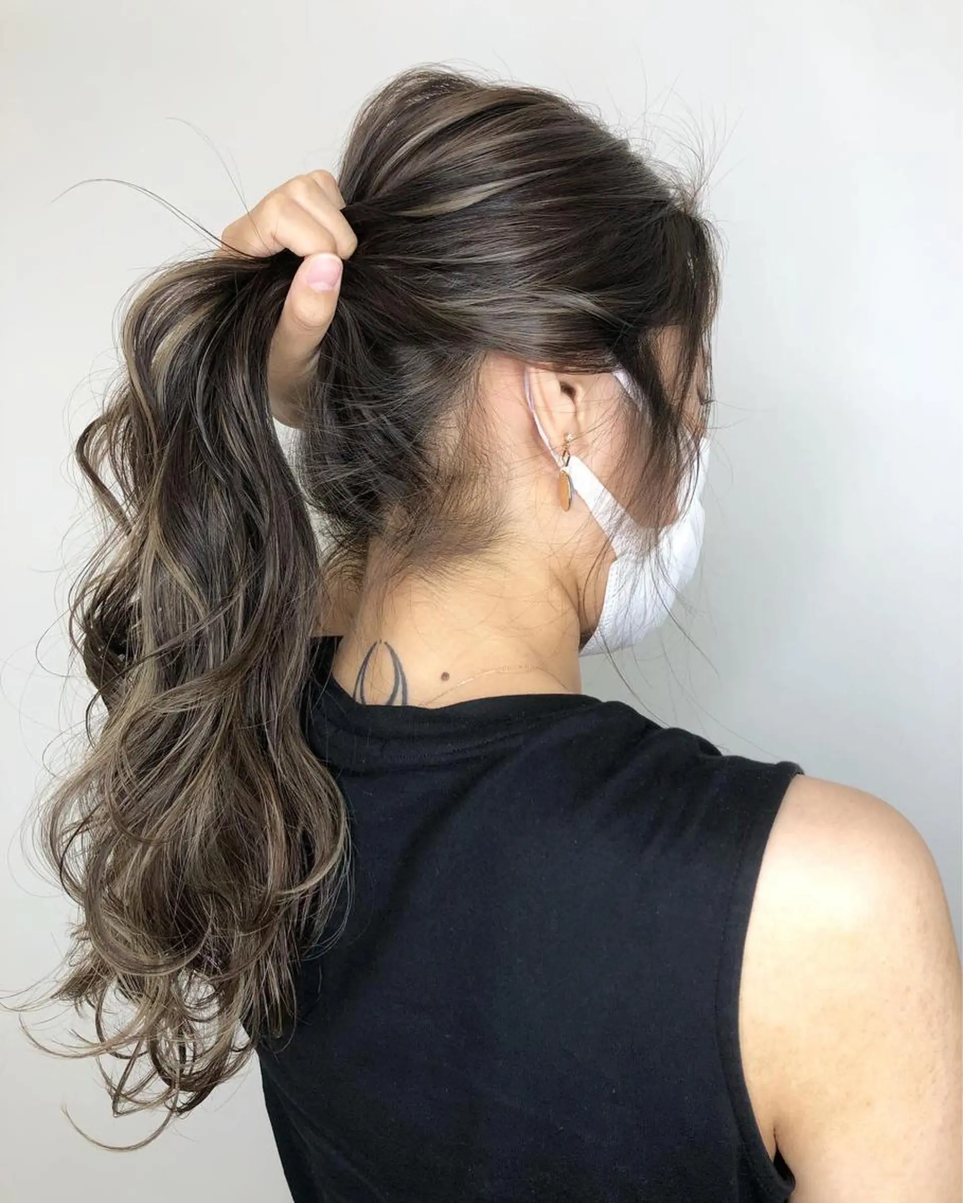 ロング 手島 カミラのヘアスタイル