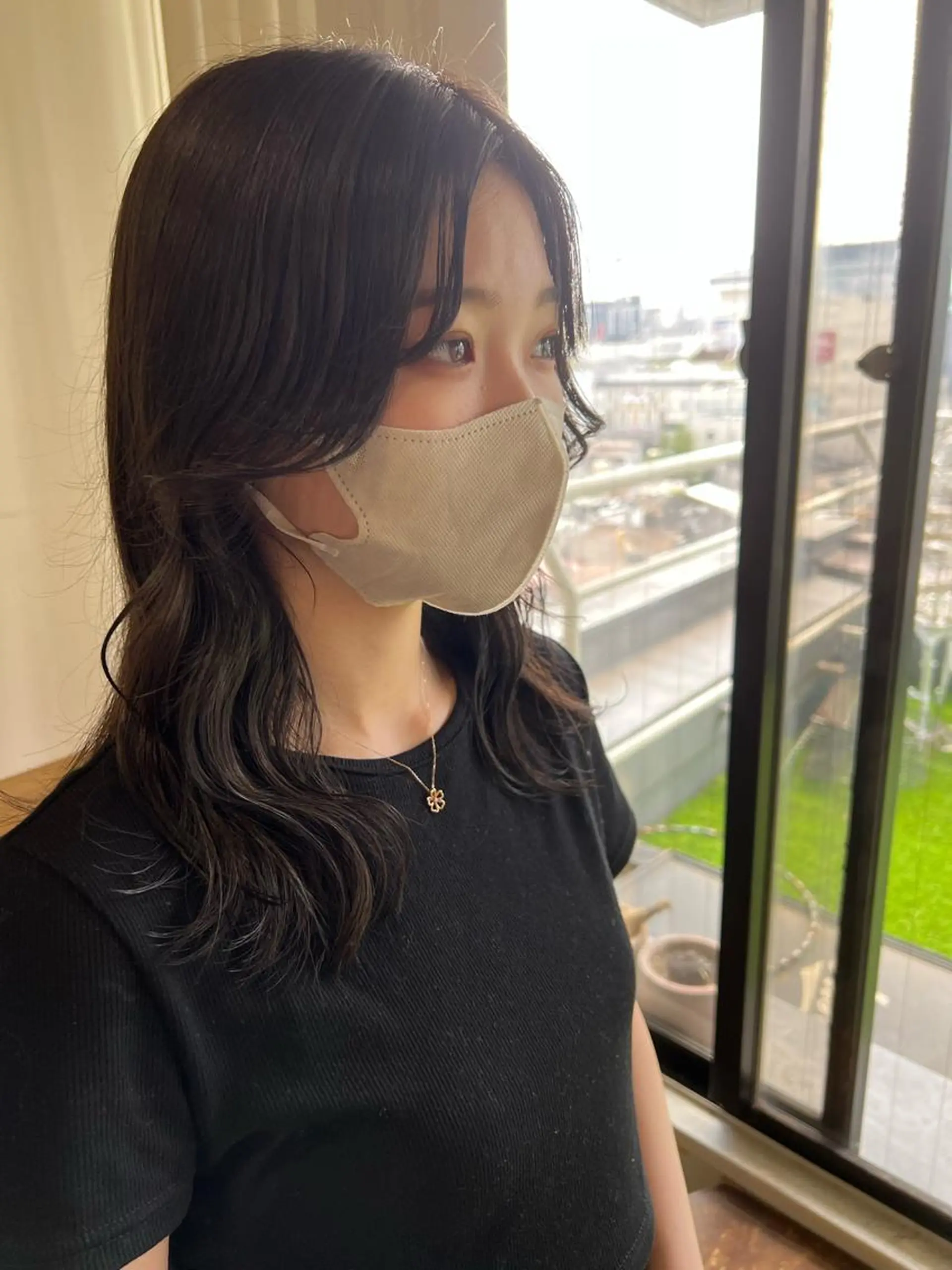 ミディアム カラー ヘアアレンジ ベージュカラー オリーブベージュ ヘアカラー トリートメント ヘアセット 金子 廉のヘアスタイル