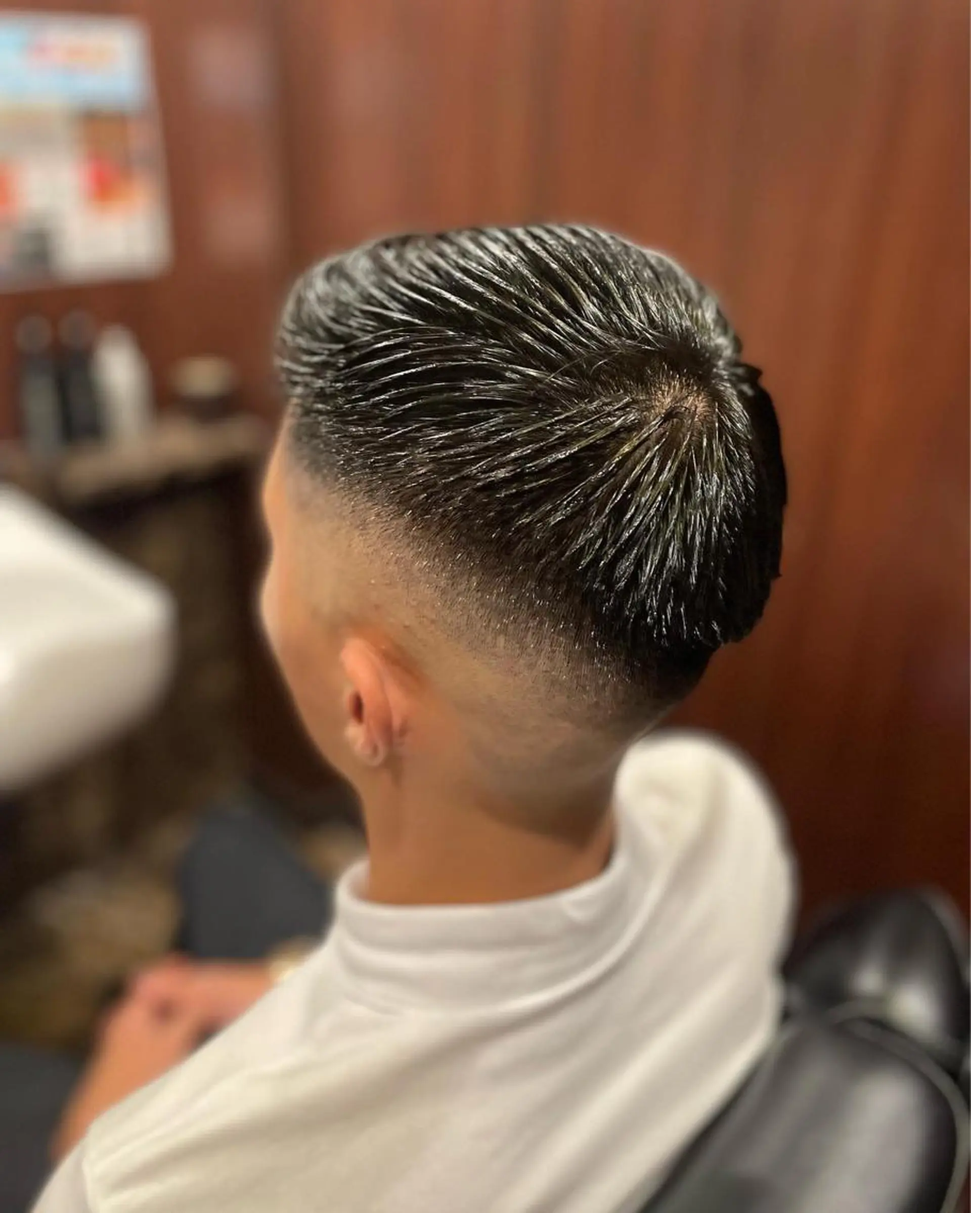 ショート メンズ 海老原 コウのヘアスタイル