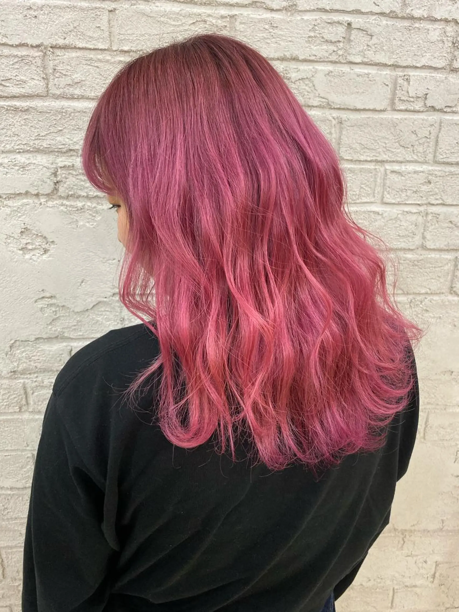 ロング カラー オリーブ/アッシュ やわらか透明感カラーのヘアスタイル