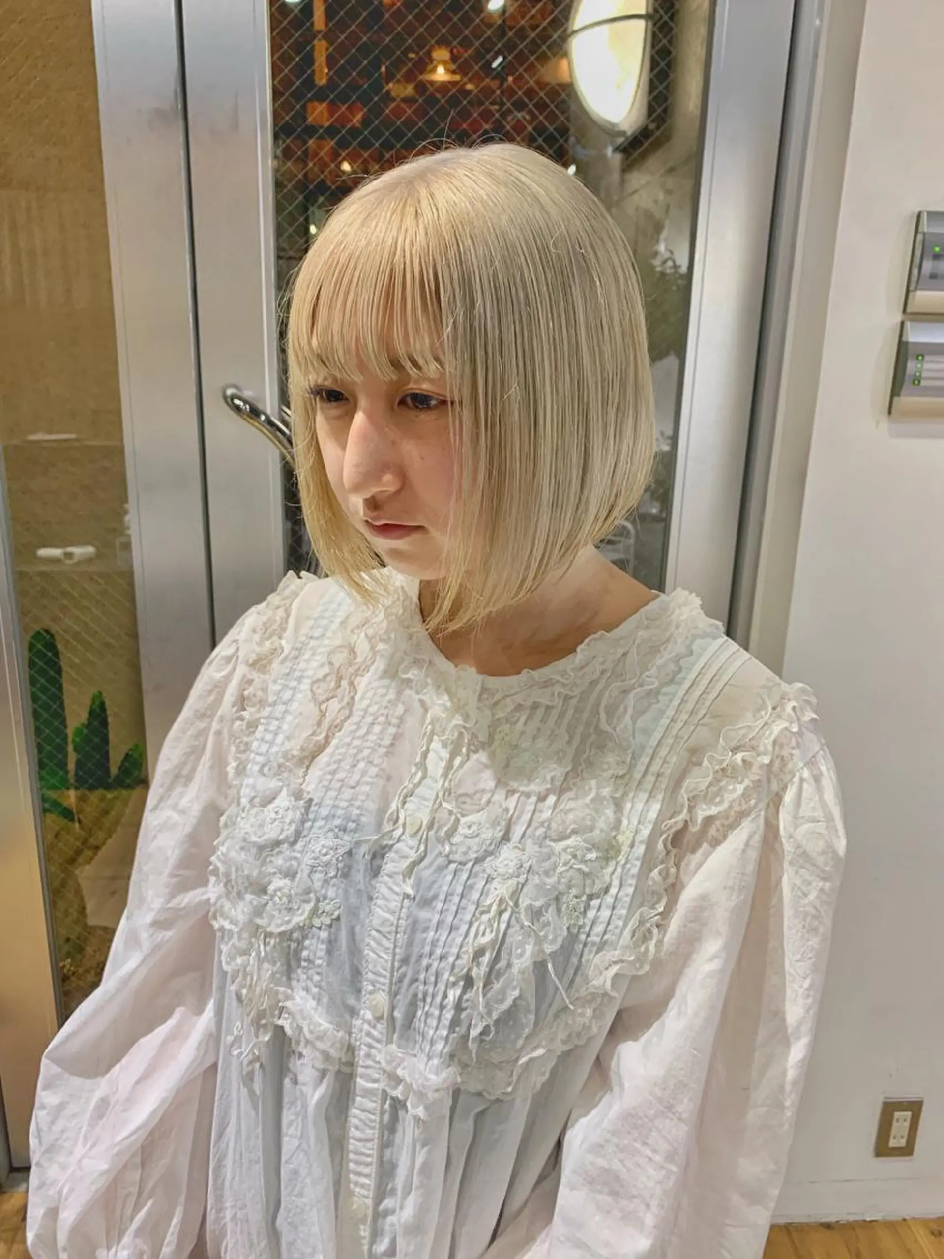 ショート カット ヘアカラー ハイトーンNo.1✨ パーマ✨イマイタツヤのヘアスタイル