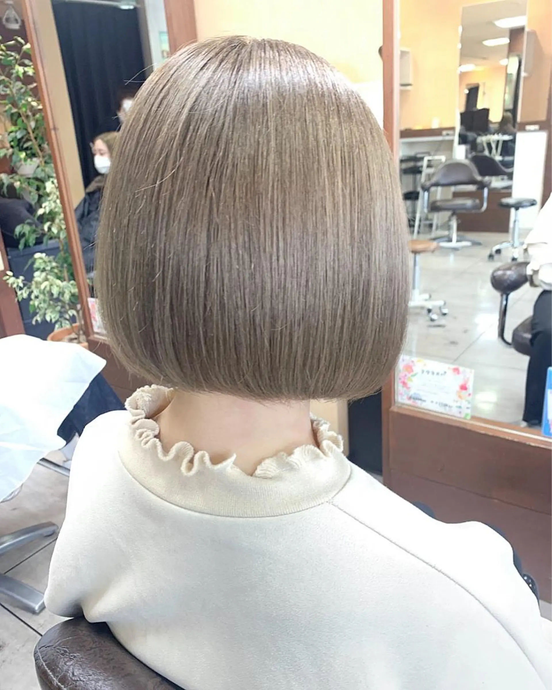 ミディアム カット ヘアカラー 🫧艶髪カラー🫧 森本くるみのヘアスタイル