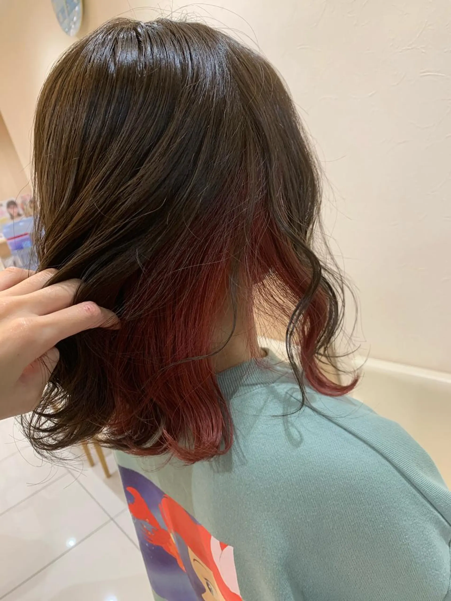 ミディアム カラー ヘアカラー トリートメント 店長ハイトーンカラー 柞山史奈のヘアスタイル