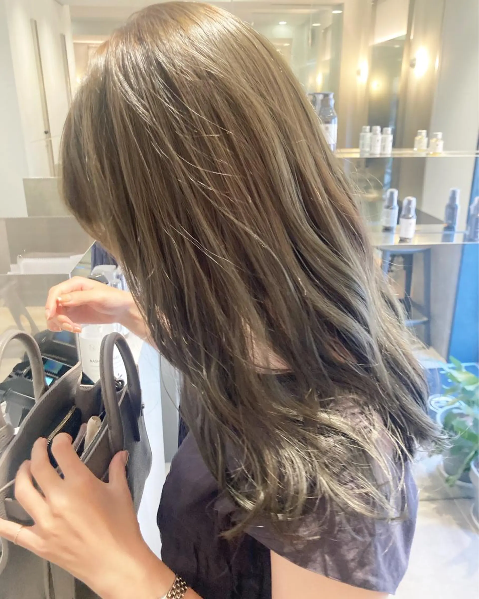 ロング カラー ブリーチ ブリーチなしカラー オリーブ透明感カラー 表参道/MIKUのヘアスタイル