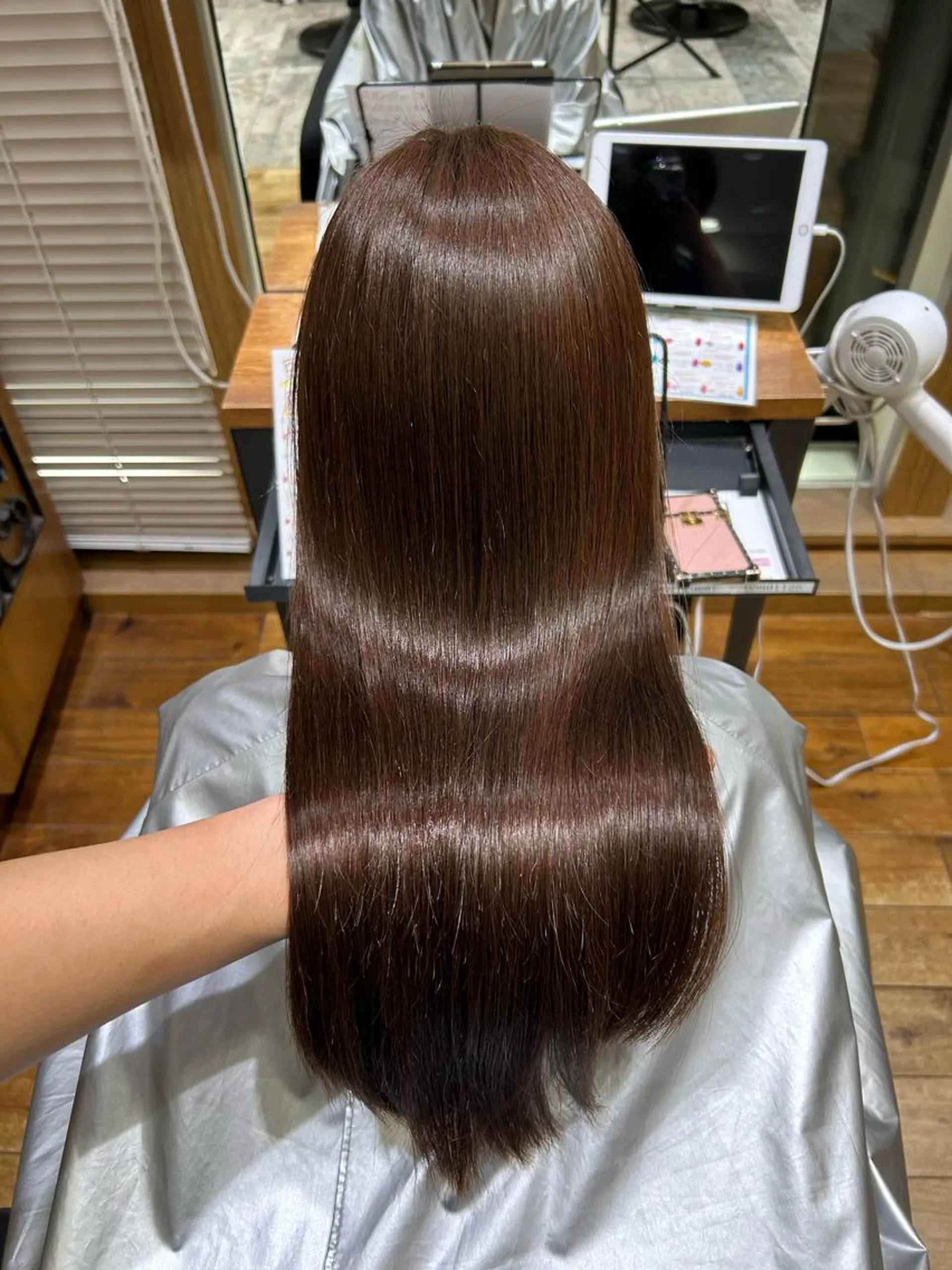 ロング カラー パーマ ブリーチ ケアブリーチ ダブルカラー イヤリングカラー ハイライトカラー カット ヘアカラー 縮毛矯正 トリートメント 新宿✨顔周りカット 韓国ヘア/坂本亜裟海のヘアスタイル