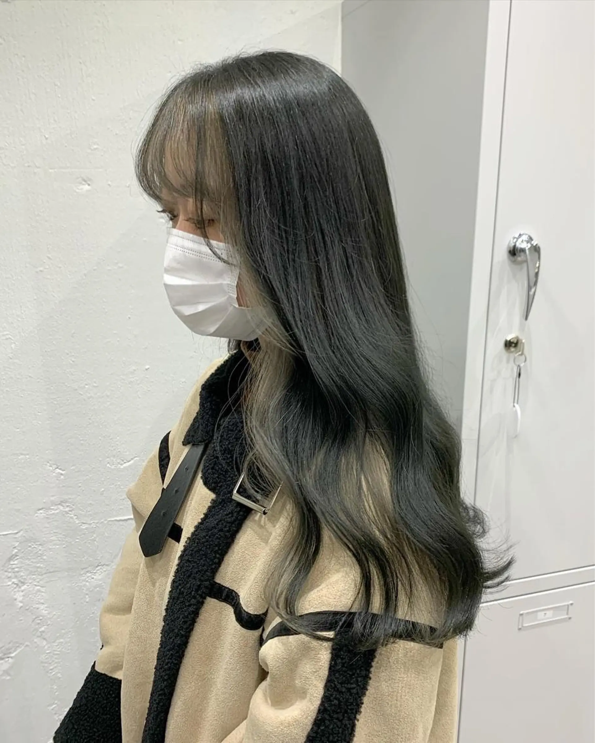 ロング カラー ヘアアレンジ カット ヘアカラー トリートメント ヘアセット 憧れの艶ハイトーンへ 🌙サイダサキのヘアスタイル