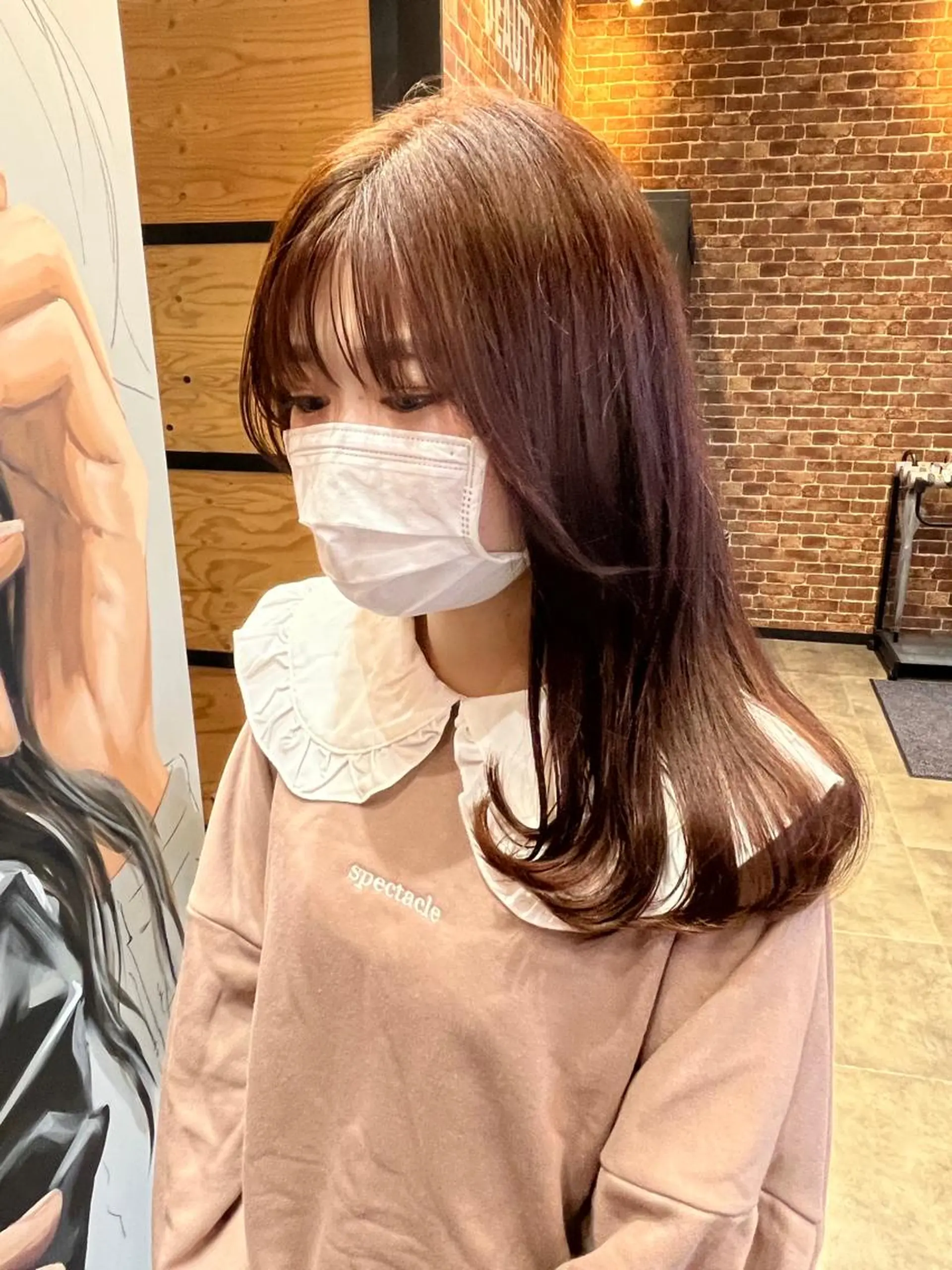 セミロング カラー パーマ ヘアアレンジ メンズ キッズ ネイル マツエク・マツパ アイブロウ メンズパーマ セミロングパーマ ブラウンカラー ケアカラー 透明感カラー 久木原 ゆりのヘアスタイル