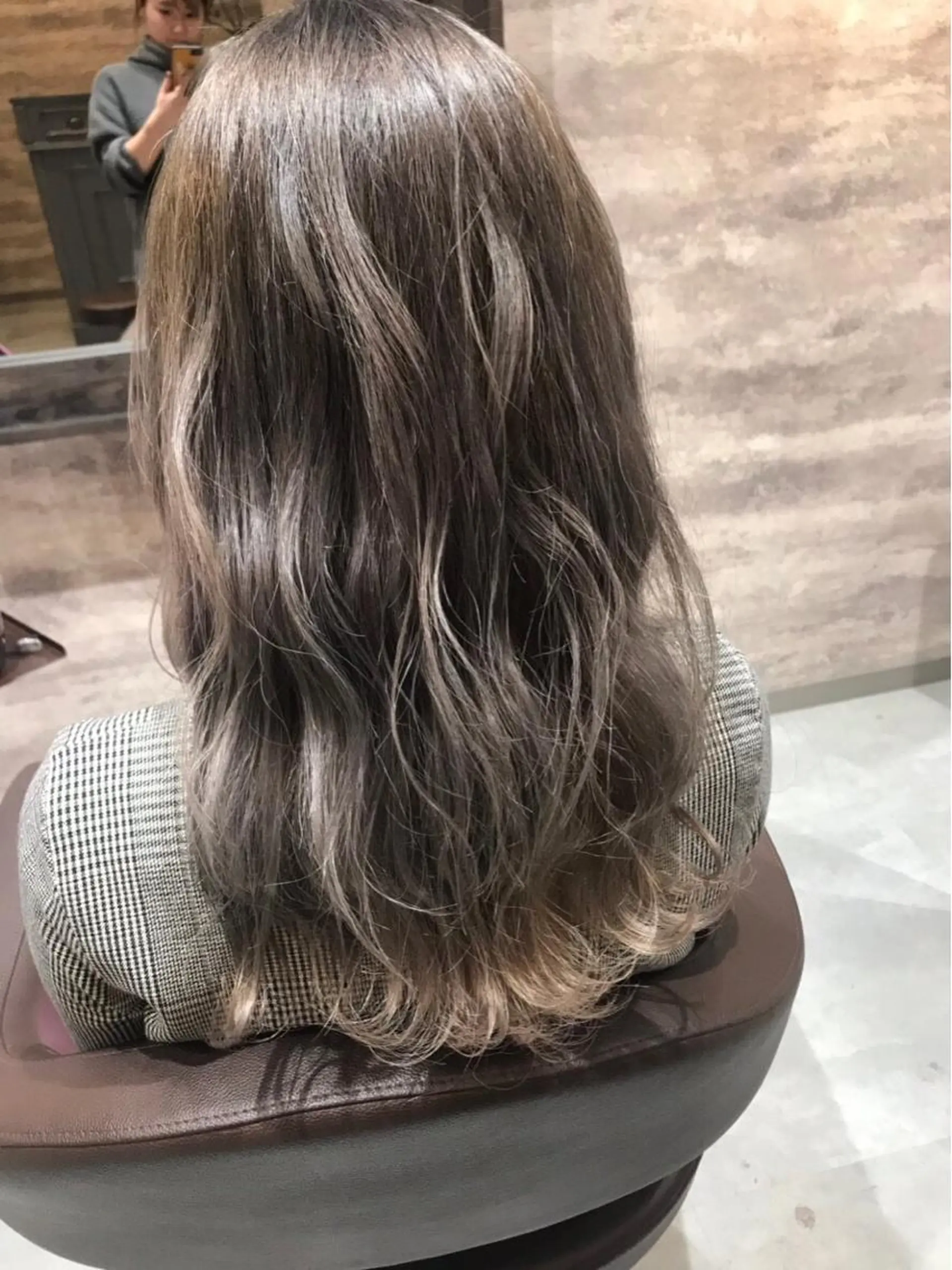 セミロング カラー グレージュ カット ヘアカラー トリートメント Blanco Color&Careのヘアスタイル