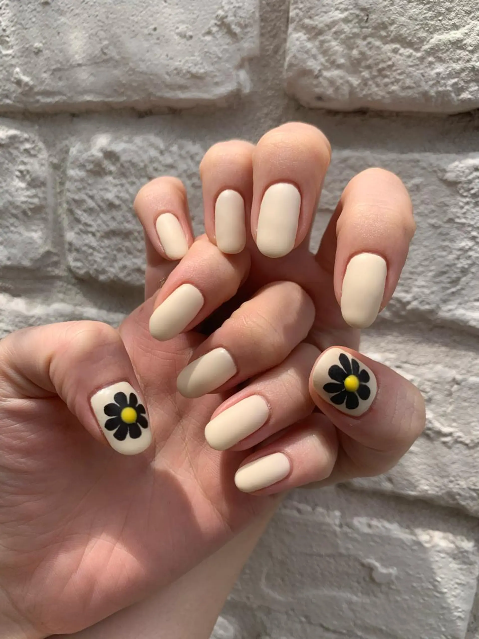 ネイル ヤマダ サクラのヘアスタイル