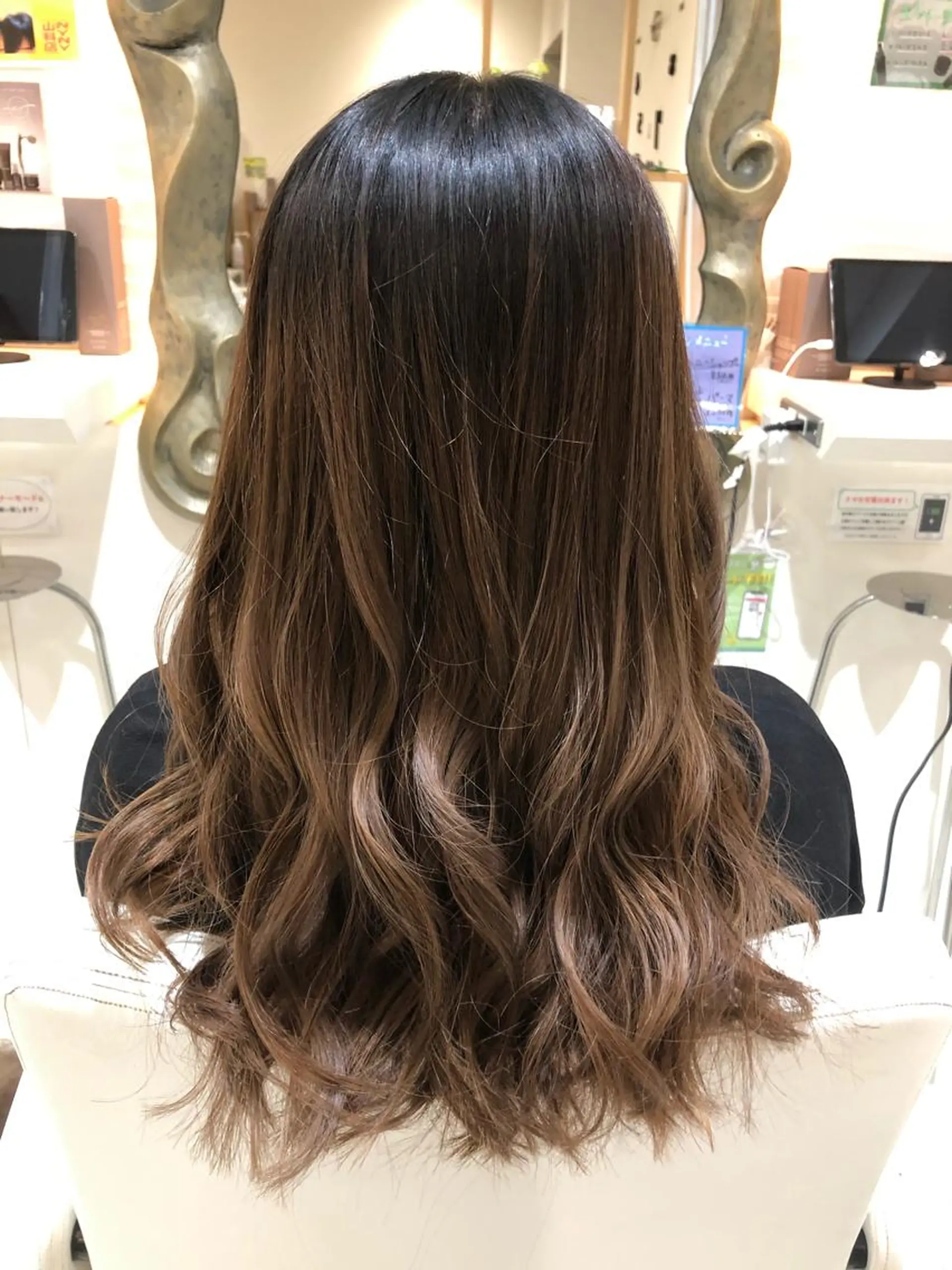 ロング ヘアケアは お任せ✨✨中田早紀のヘアスタイル