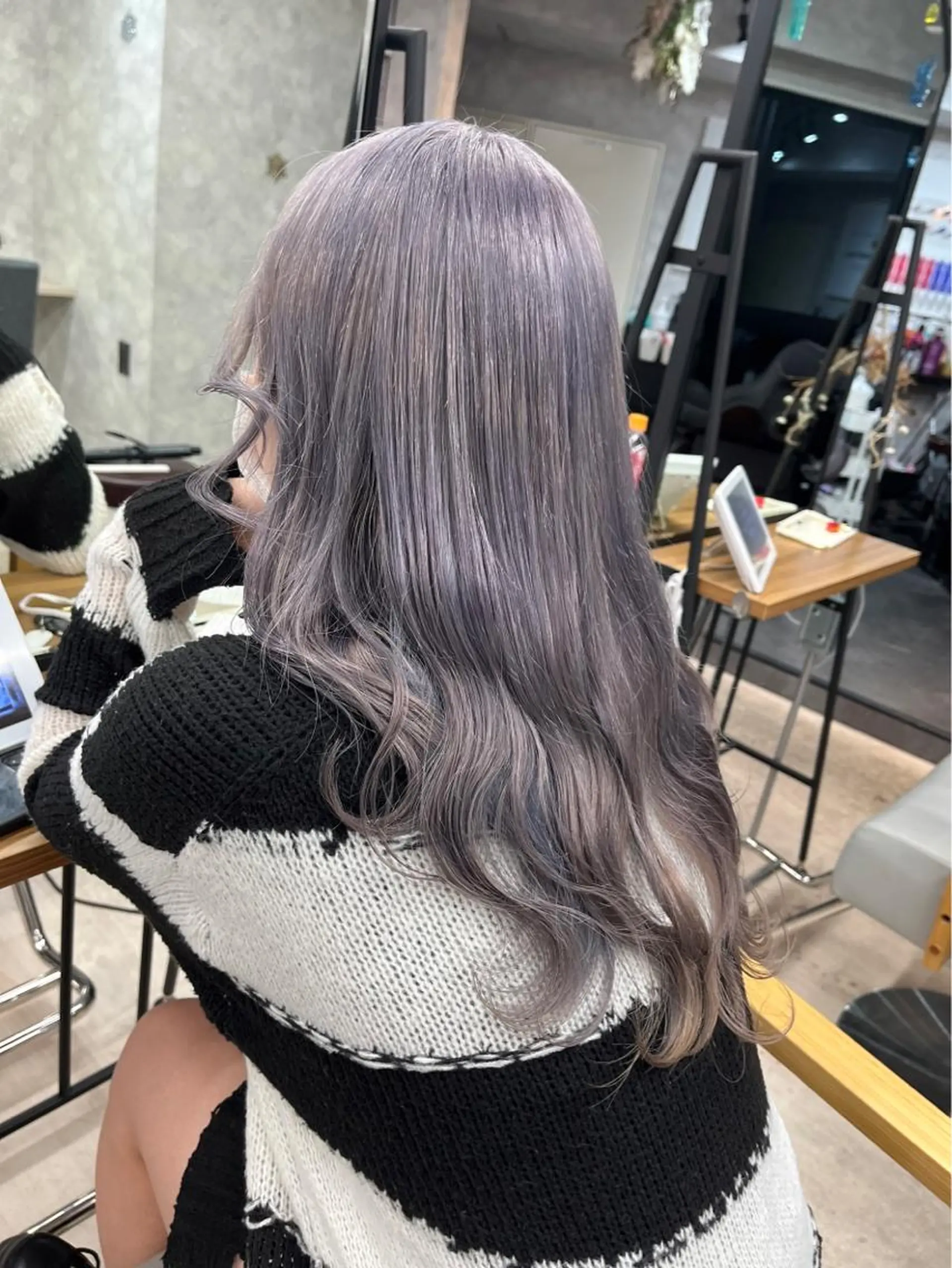 ロング カラー ヘアアレンジ カット ヘアカラー トリートメント ヘアセット 🩶【推しハイトーン 】yuzu🩶のヘアスタイル