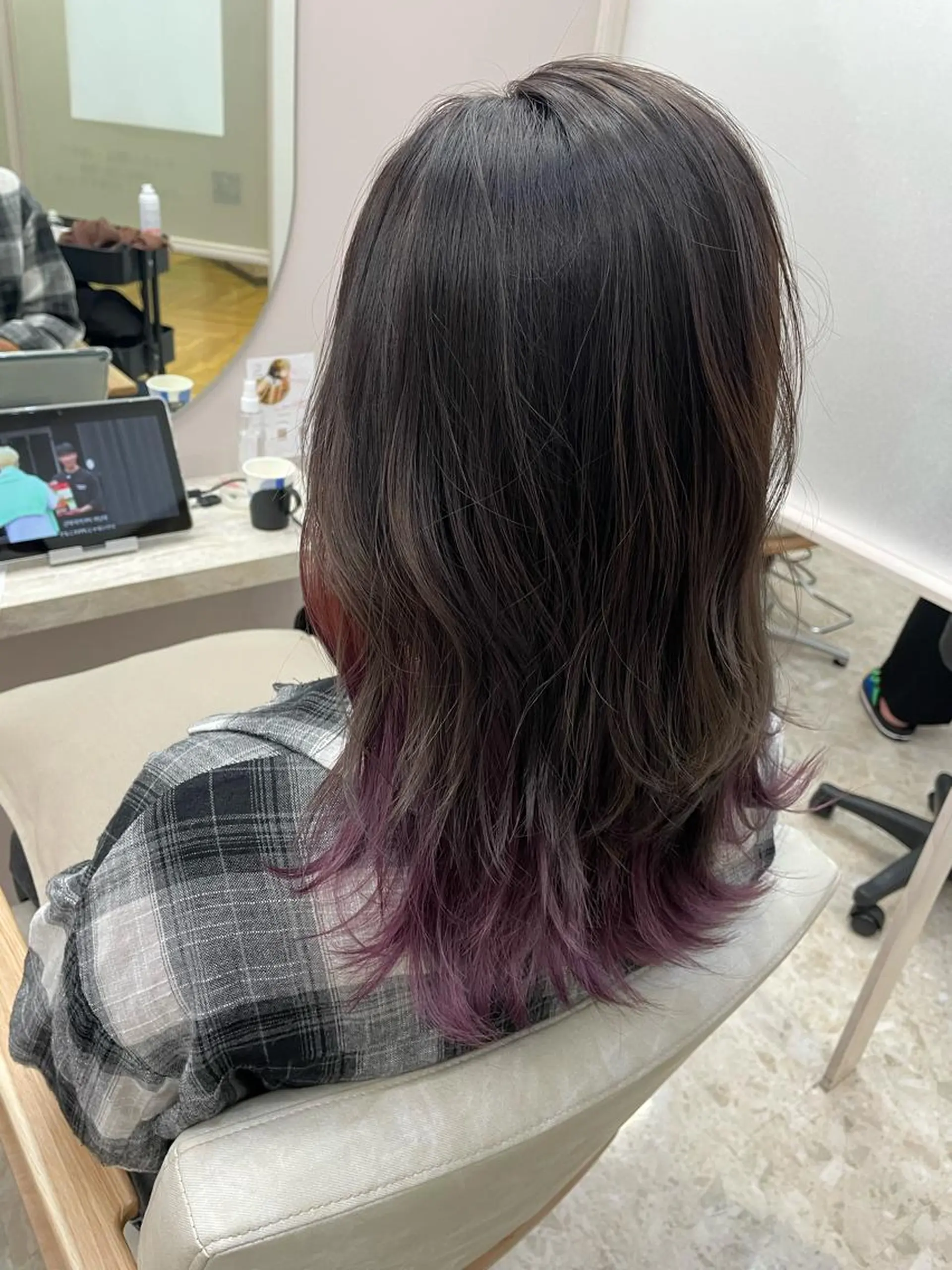 セミロング カラー ヘアアレンジ 蔵前🫧韓国風レイヤ ーカット🫧KAHOのヘアスタイル