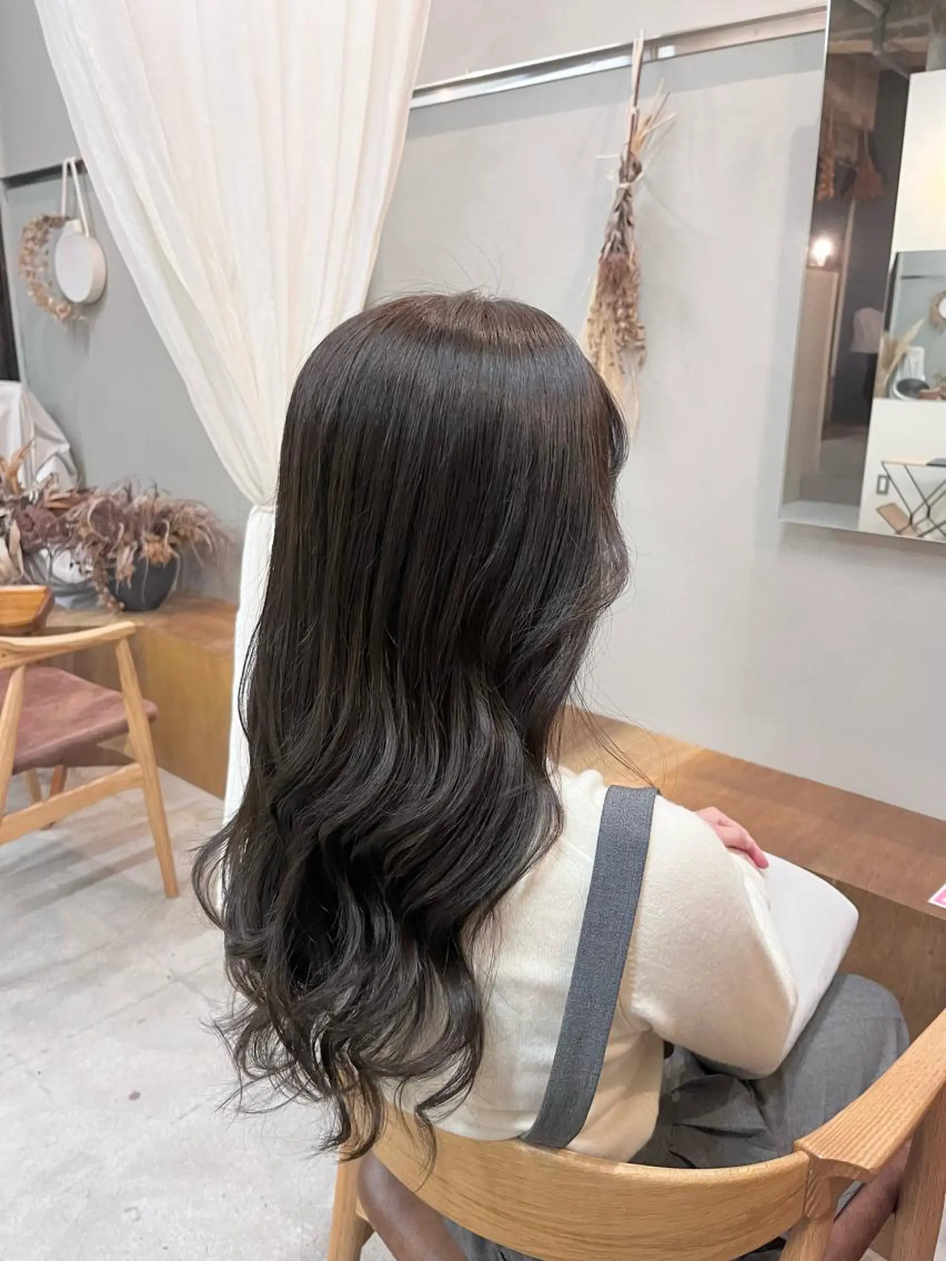 ロング カラー 透明感カラー 暖色カラー／ ヘアセット🌛櫻井舞のヘアスタイル