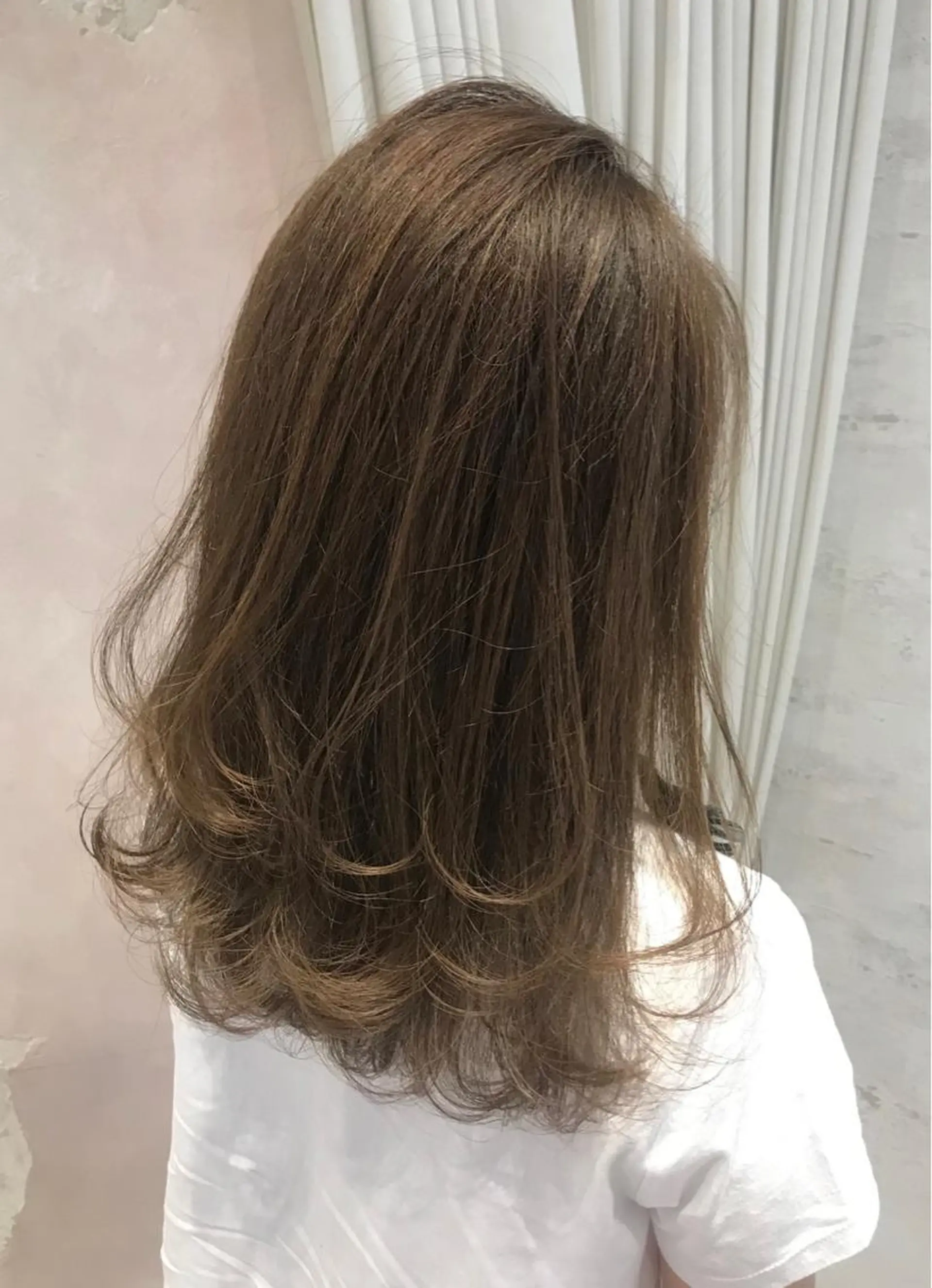 セミロング カラー カット ヘアカラー トリートメント レイヤーカット/ 顔周り 五島巨幹のヘアスタイル