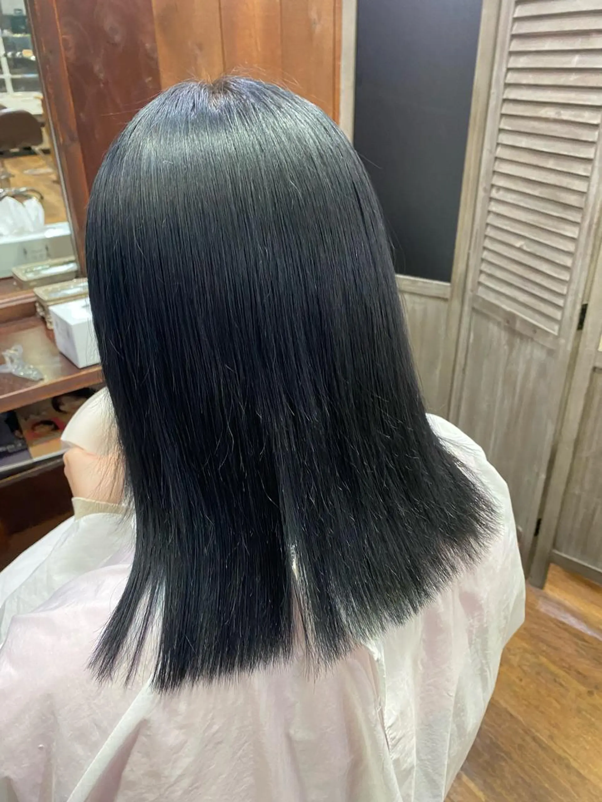 ミディアム 立野 希沙のヘアスタイル