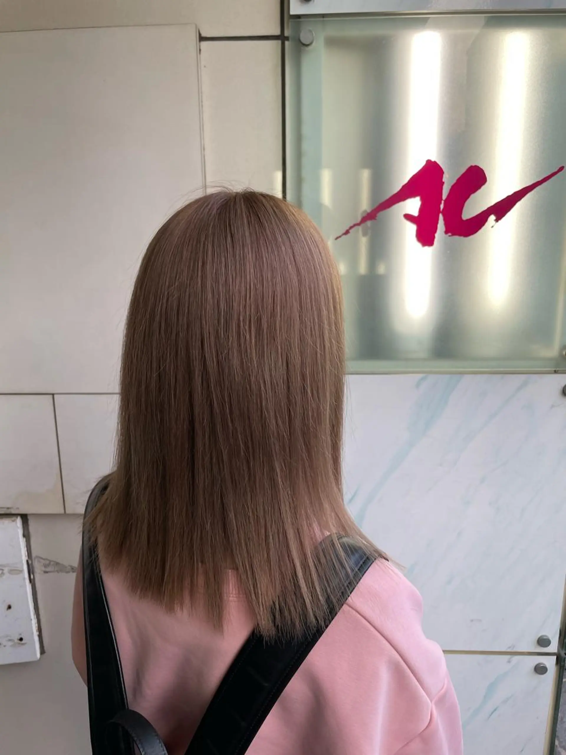 ミディアム カラー ベージュカラー ブリーチ ミルクティーベージュ PSY【サイ】所属・PSY【サイ】 /池袋/RYUSEIのヘアスタイル