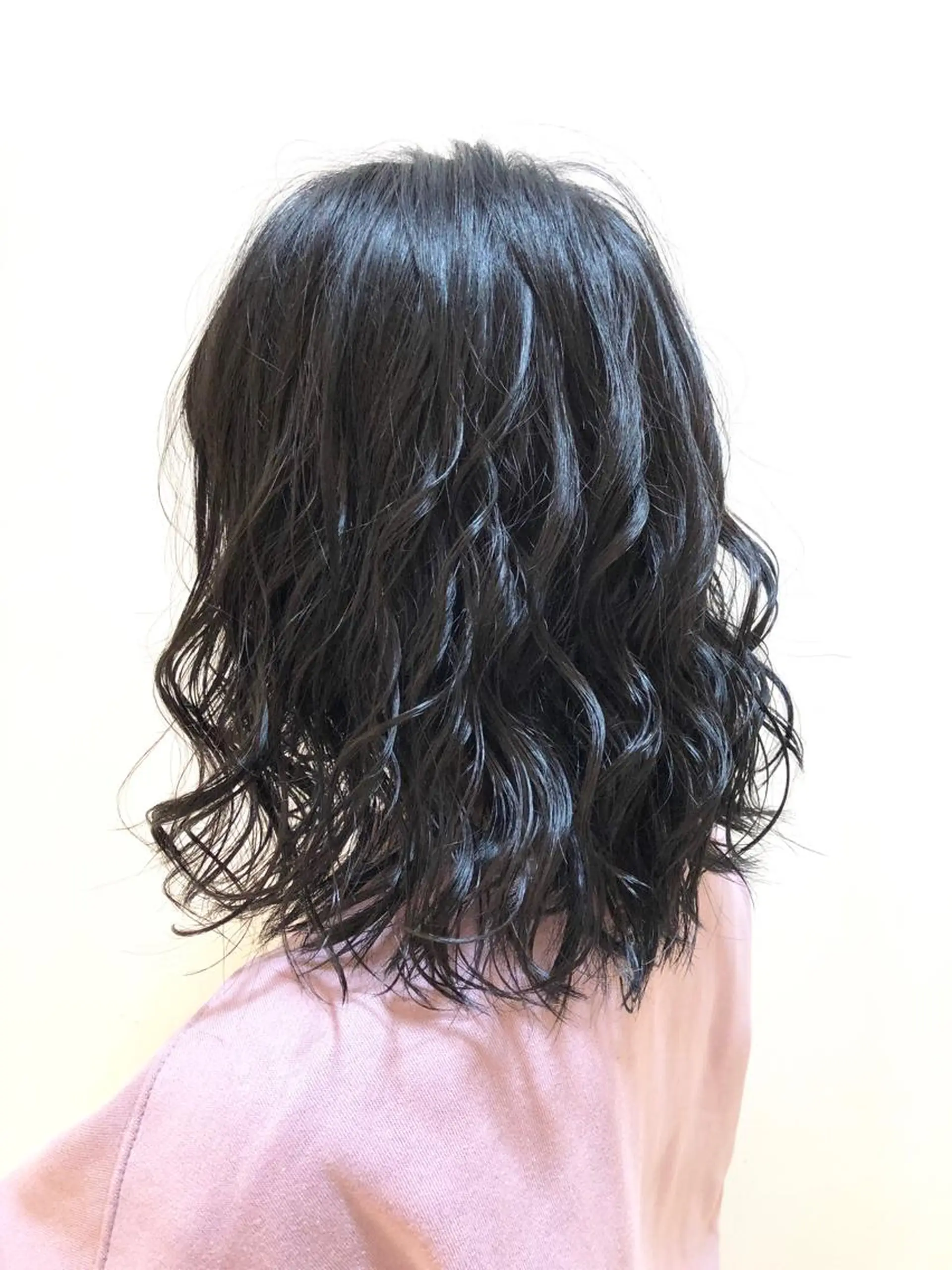 ミディアム カラー 透明感カラー ダークグレー ダークグレージュ グレージュ カット ヘアカラー トリートメント 🌈ぷる艶カラー🌈 髪質改善👑柳沼尚貴のヘアスタイル