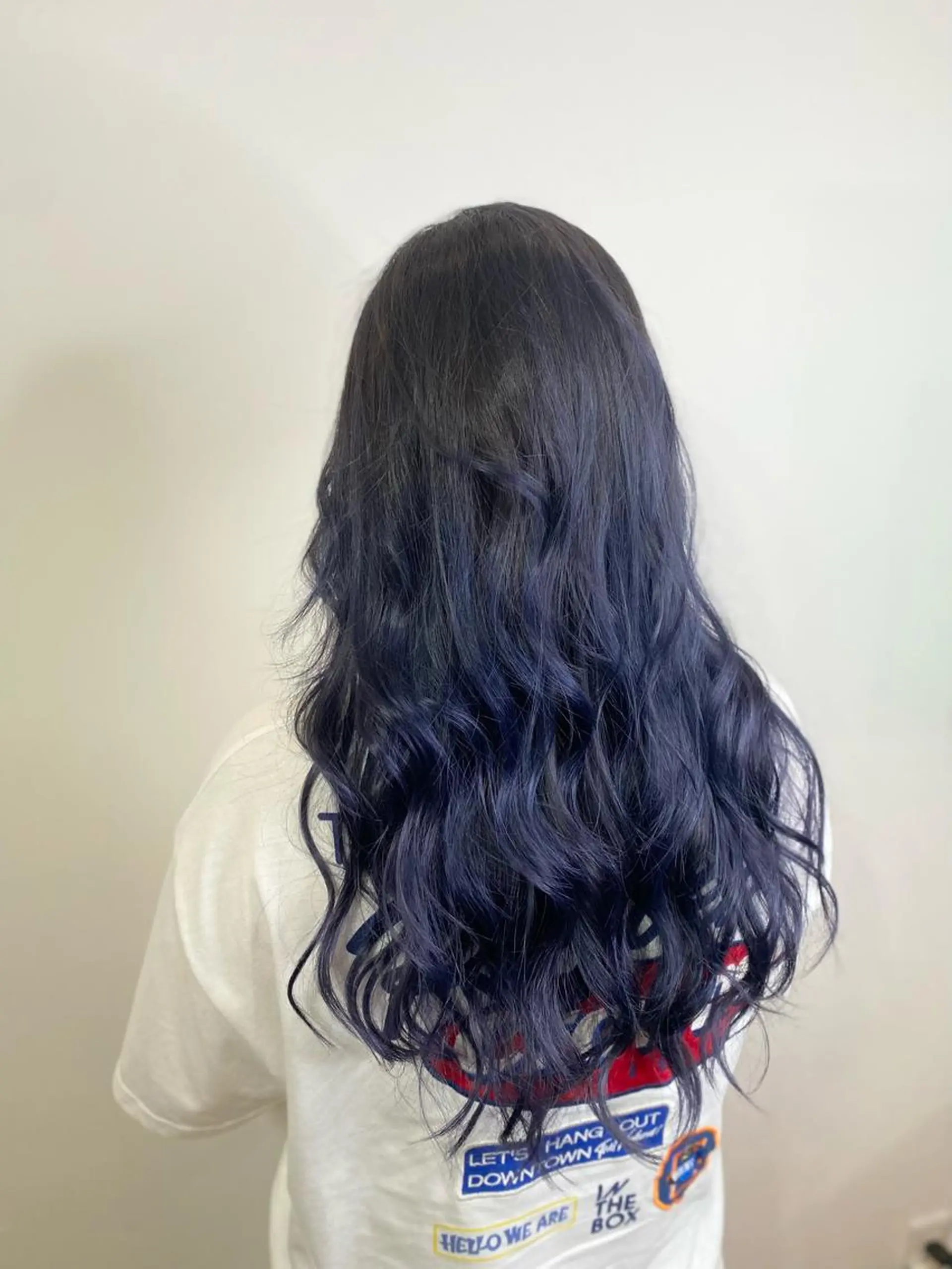 ロング カラー ブリーチ パープルカラー カット ヘアカラー トリートメント Luzir⭐︎ GEN⭐︎のヘアスタイル