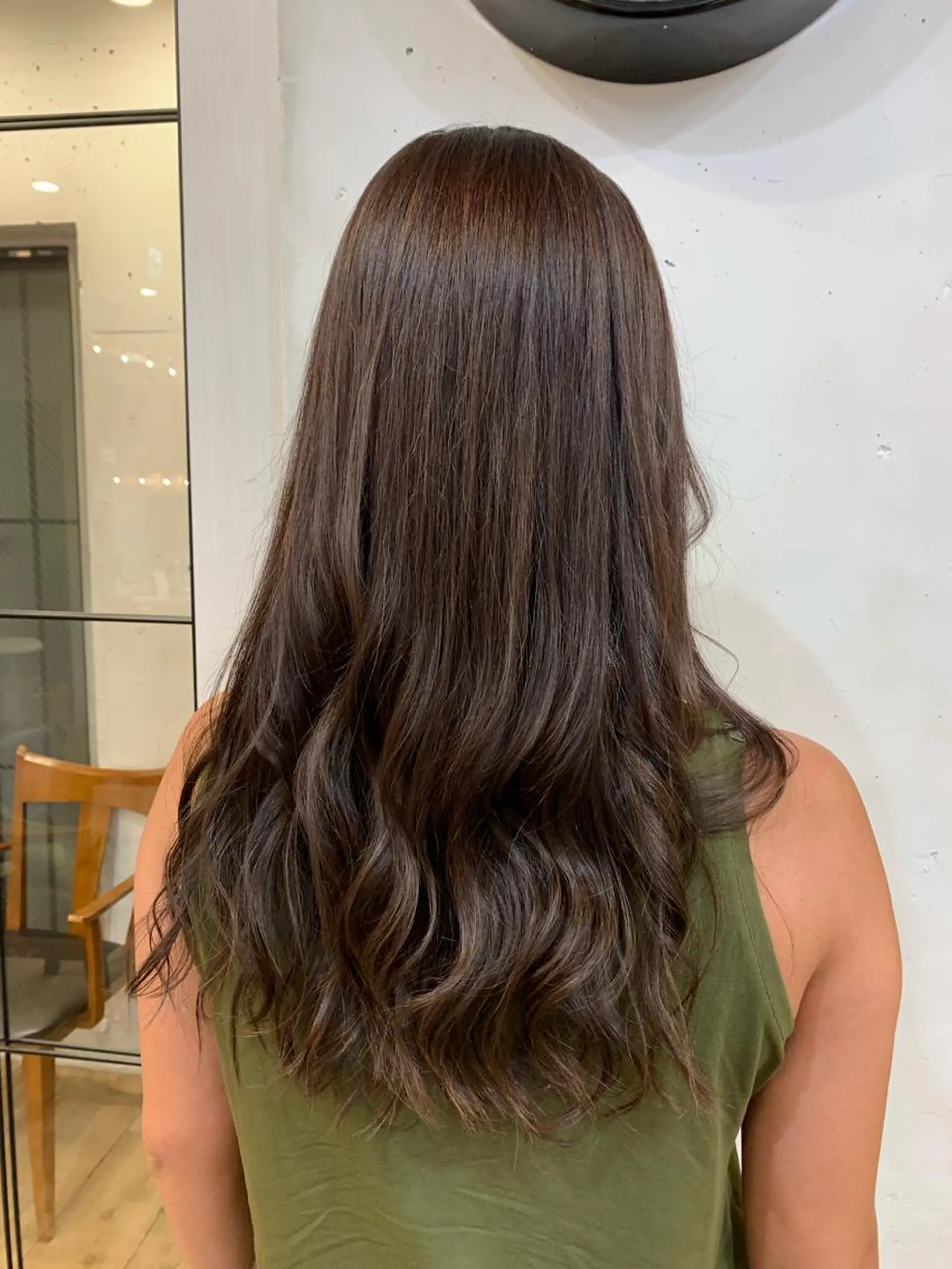 ロング カラー グレージュ ハイライトカラー ハイライト まろやかカラー🤎 みなとまほのヘアスタイル