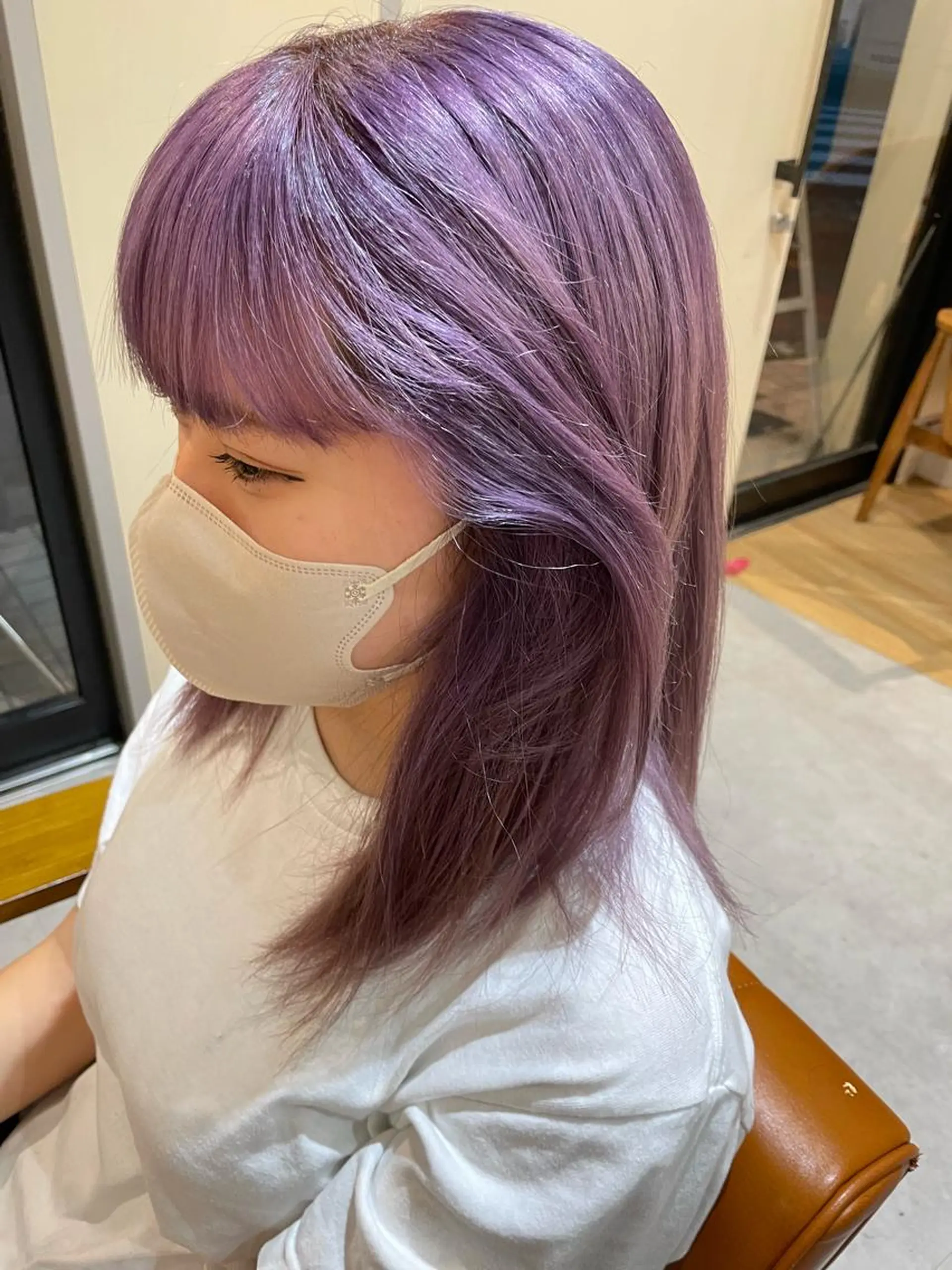 セミロング シモダ クルミのヘアスタイル