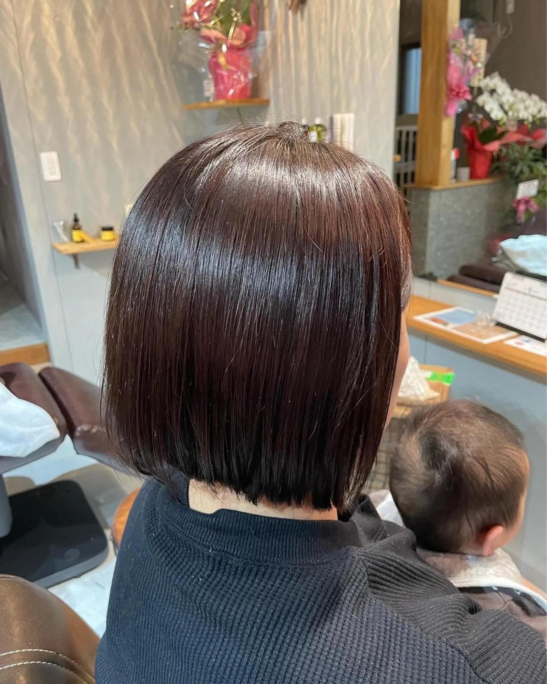 ミディアム カット 縮毛矯正 トリートメント 阪本 亜由美のヘアスタイル