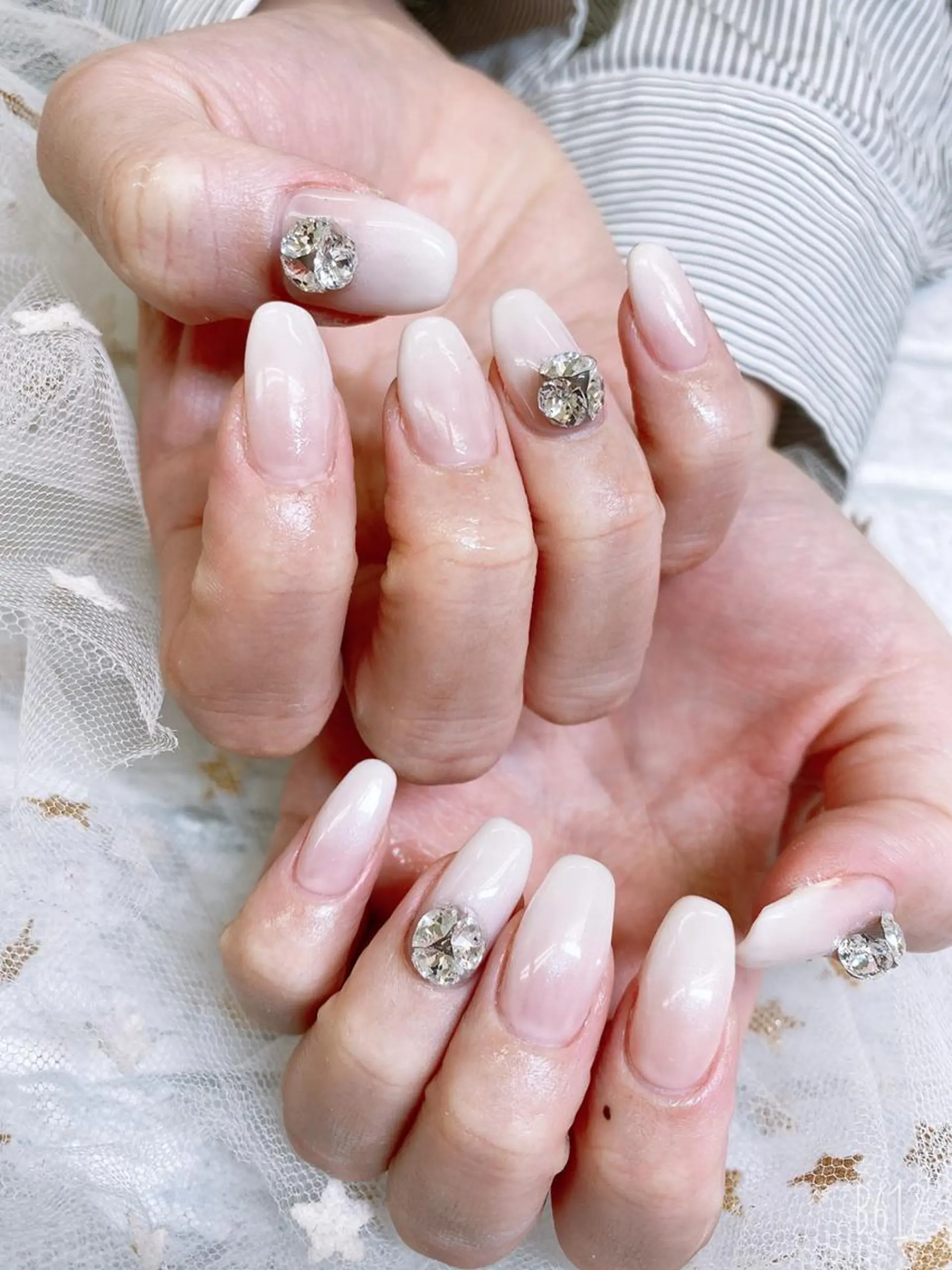 ネイル 🦋ネイルサロン ブラン🌈ゆりのネイルデザイン