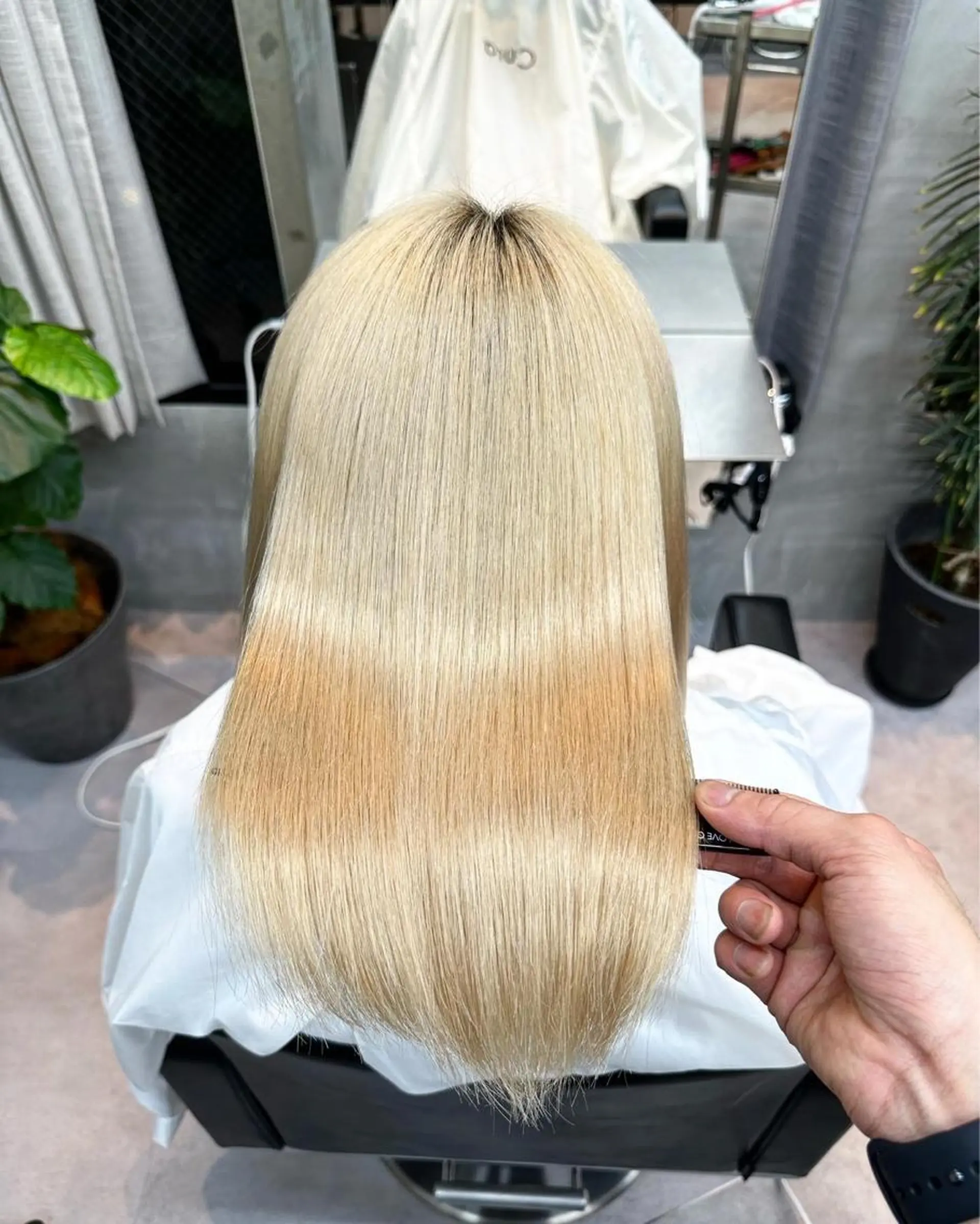 ミディアム カット 縮毛矯正 トリートメント 城山 拓実のヘアスタイル