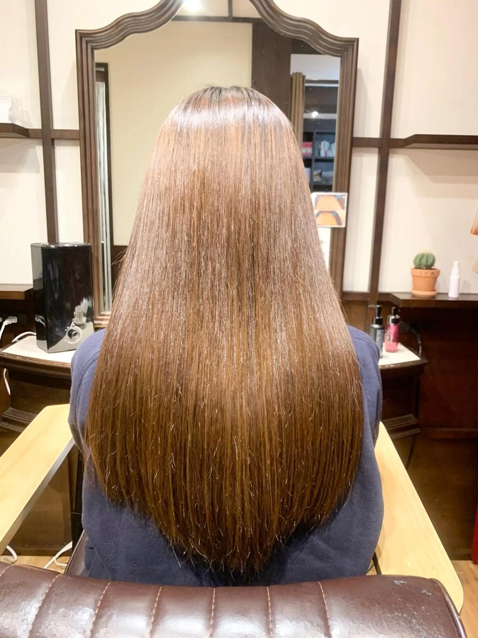 ロング パーマ 縮毛矯正 トリートメント 【くせ毛さんのお悩み 解決🍀】栗橋のヘアスタイル