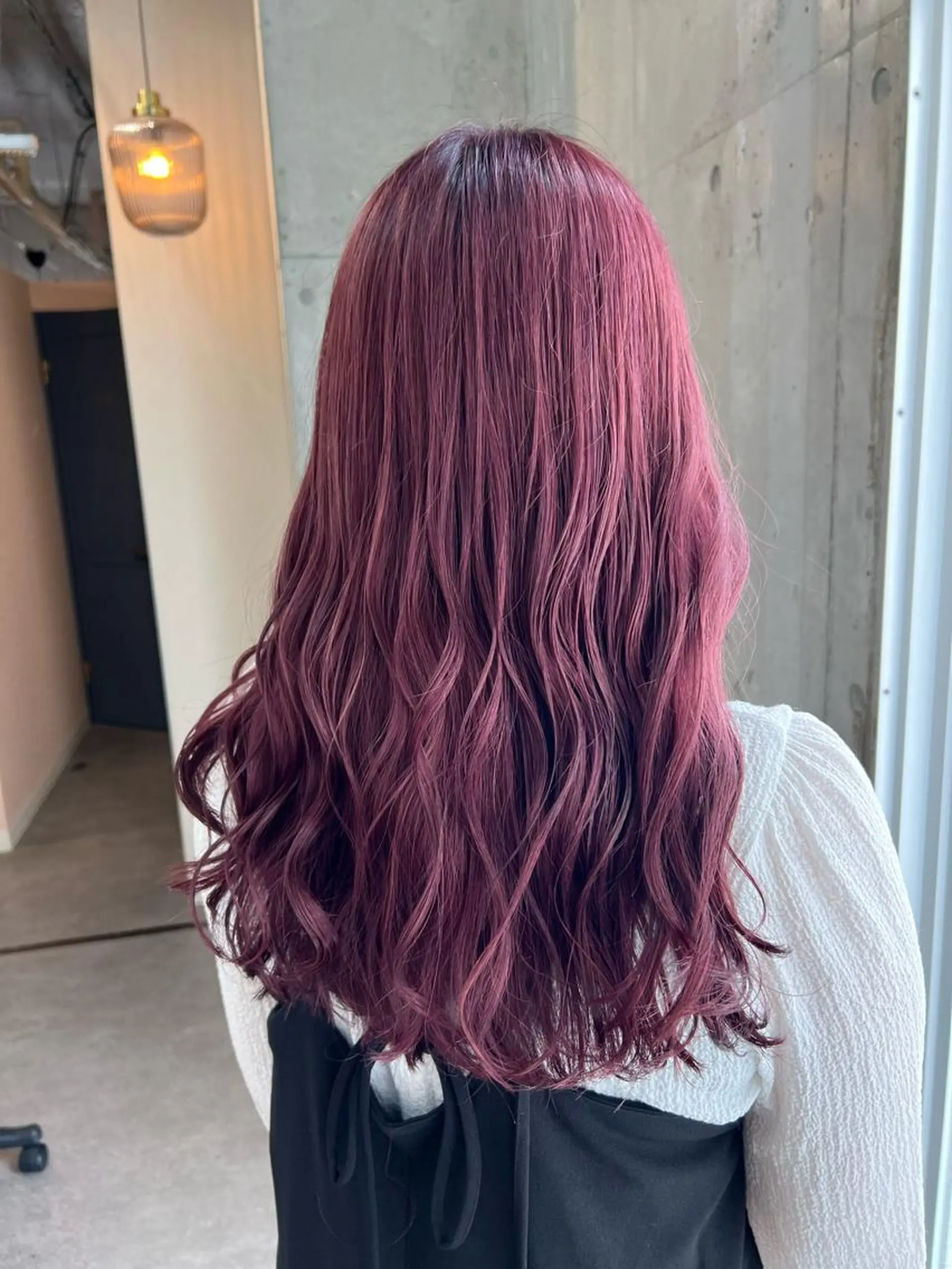 ロング カラー ブリーチ ピンクカラー ヘアカラー Ayaka🩰🎀 ガーリー/暖色♡のヘアスタイル