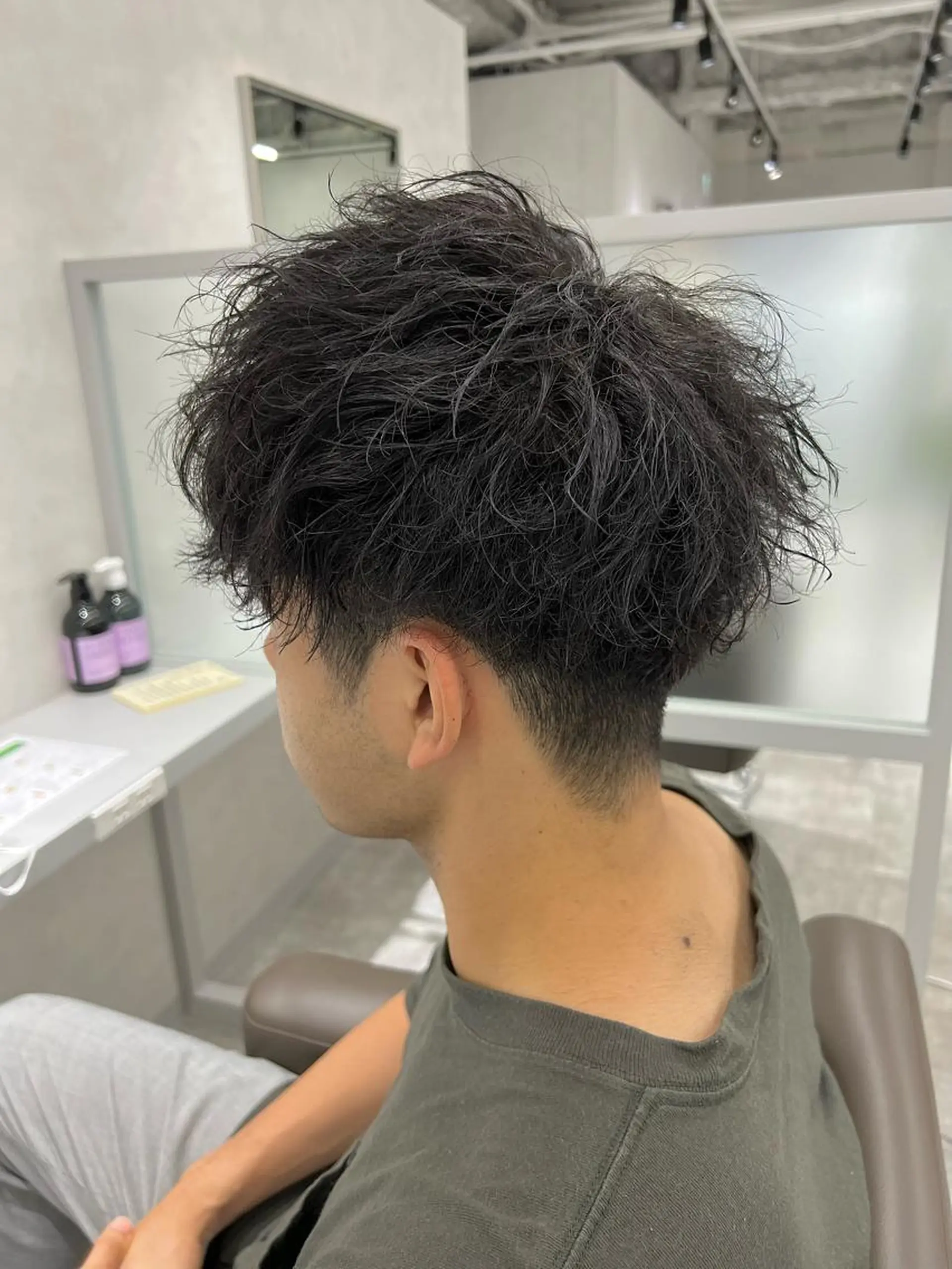 ショート カラー パーマ メンズ 関西センターパート メンズモデル募集のヘアスタイル