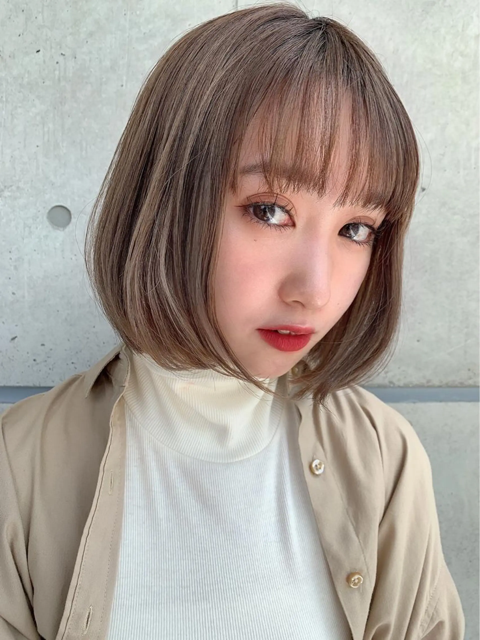 ミディアム カラー 赤み消し韓国ヘア レイヤー縮毛🤍渡邉のヘアスタイル