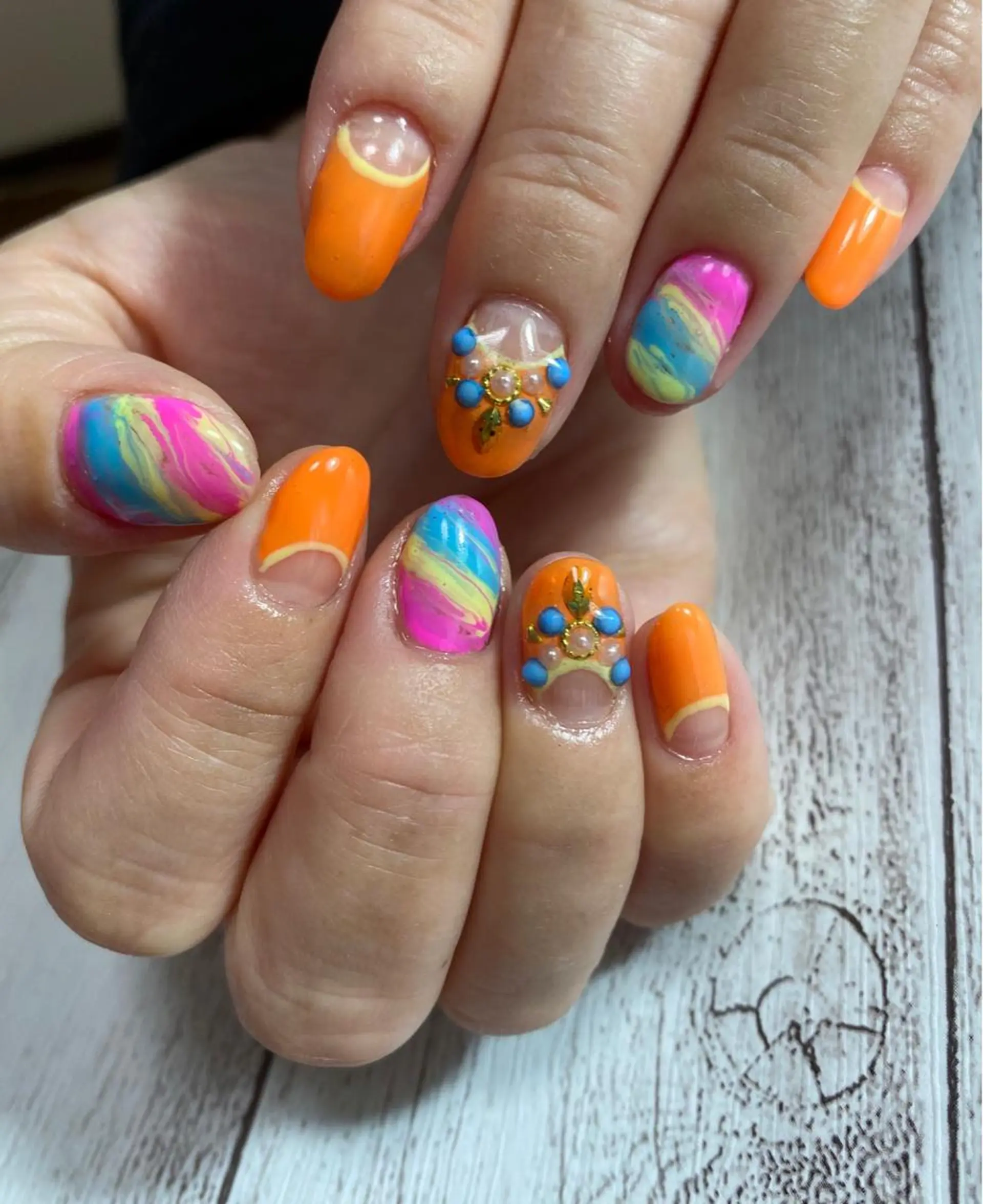 ネイル ハンドネイル NAIL Nutsのネイルデザイン