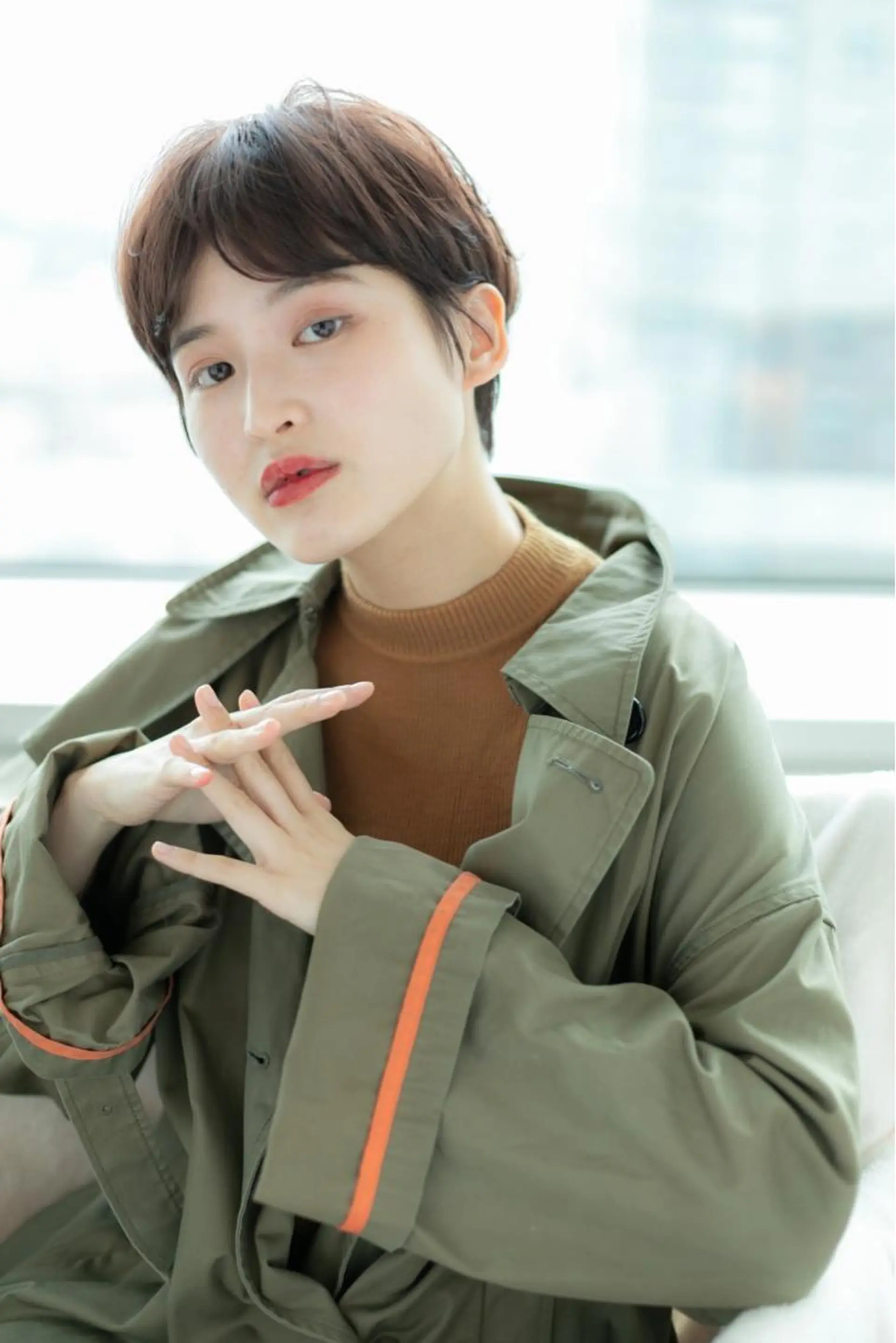 ショート カラー AGU akariのヘアスタイル