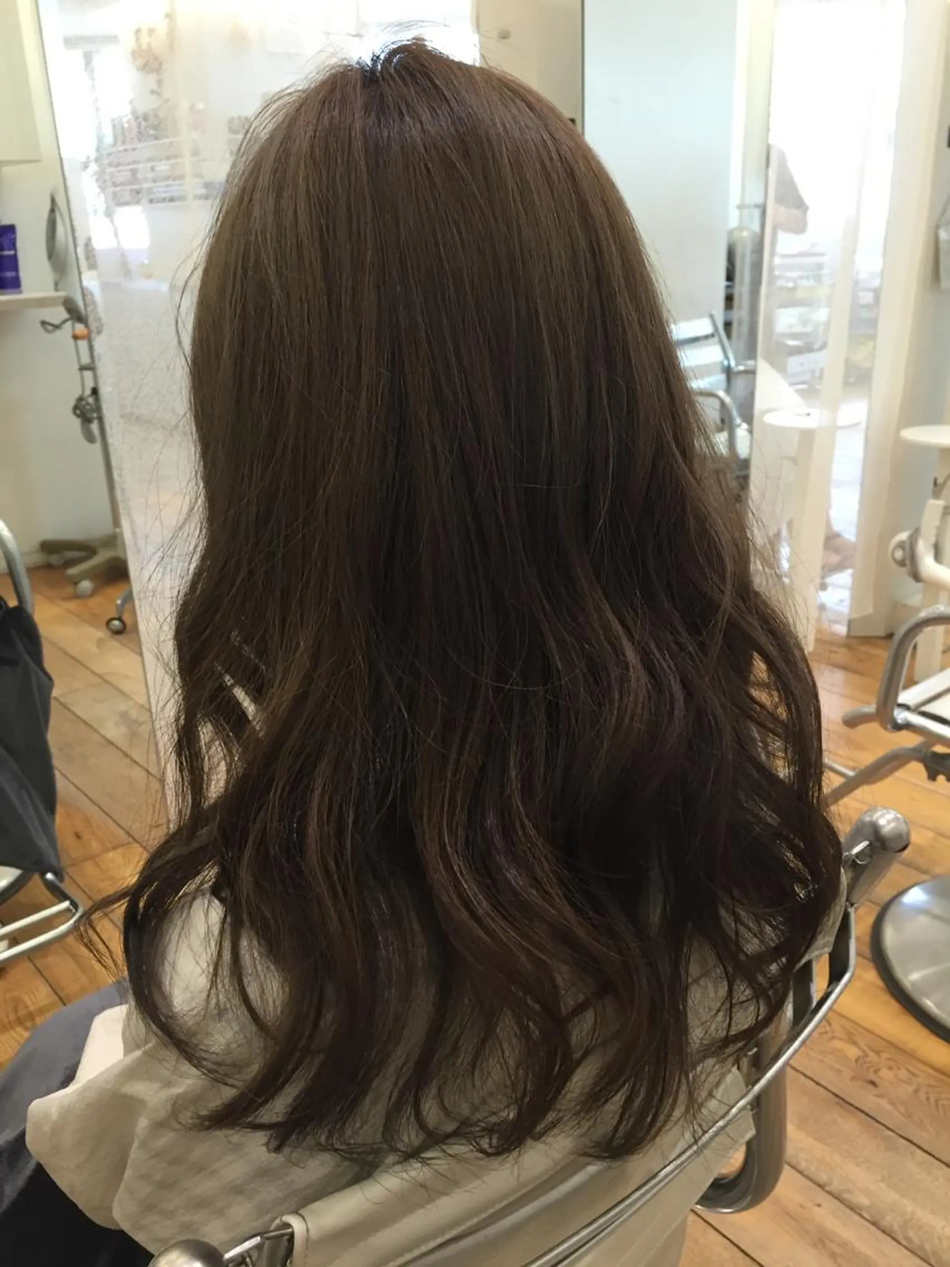 ミディアム セミロング ロング カラー ベージュカラー 透明感カラー ハイライトカラー オレンジ 外国人風カラー 江上拓郎/ショート /酸性ストレートのヘアスタイル