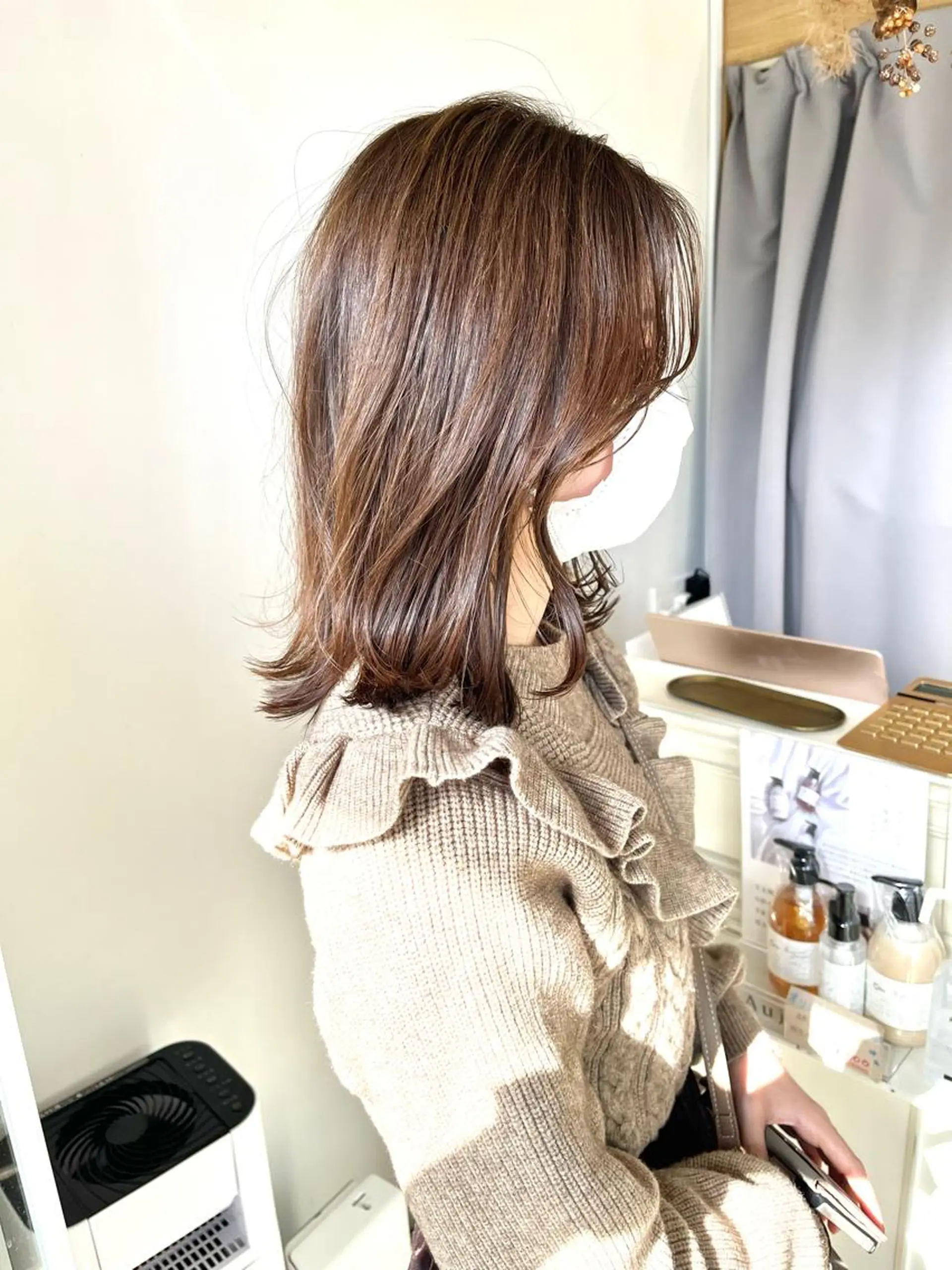 ミディアム カット ヘアカラー トリートメント ニュアンスパーマ／ レイヤー／茶屋町のヘアスタイル